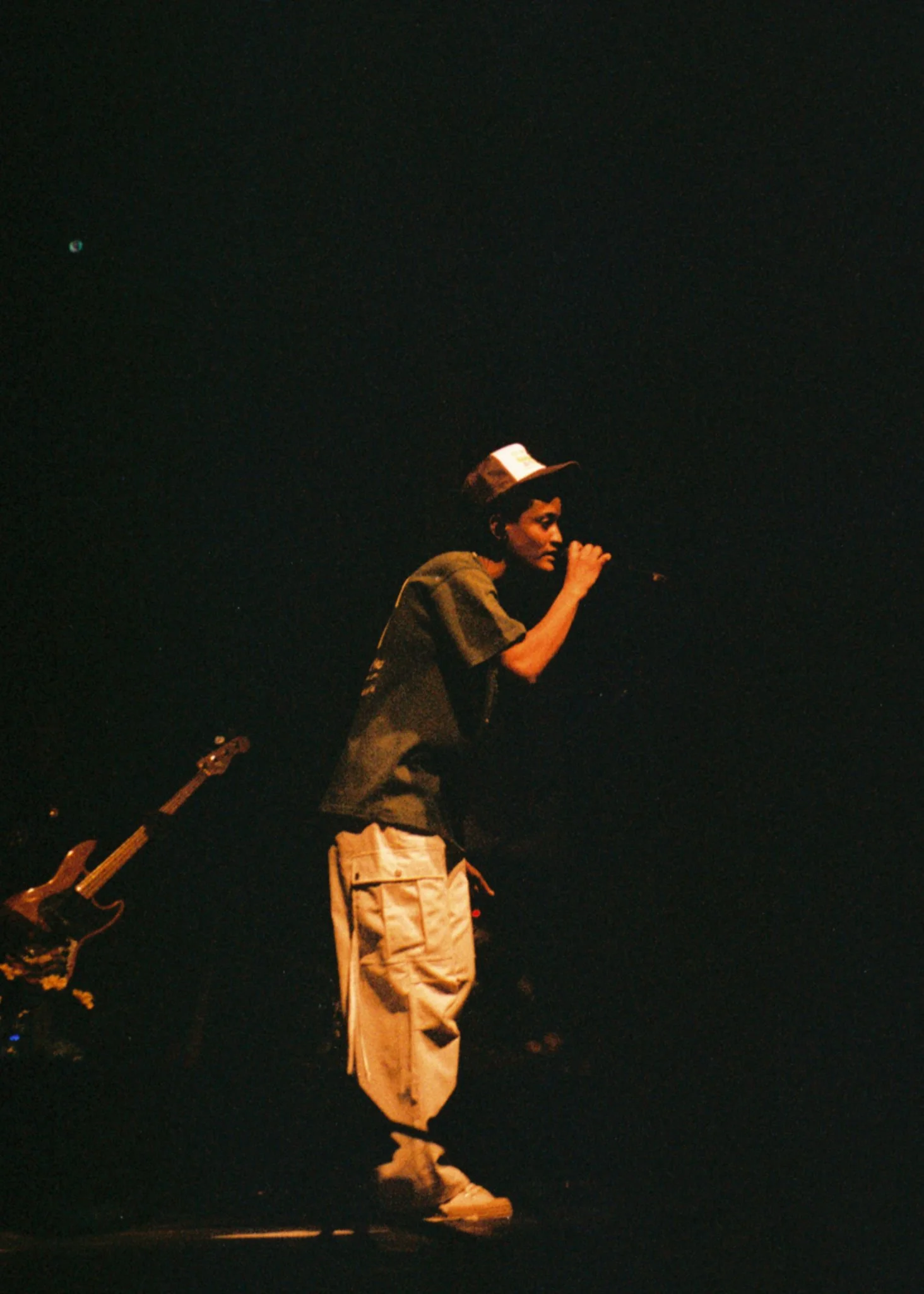 R1-01532-009A.jpg
