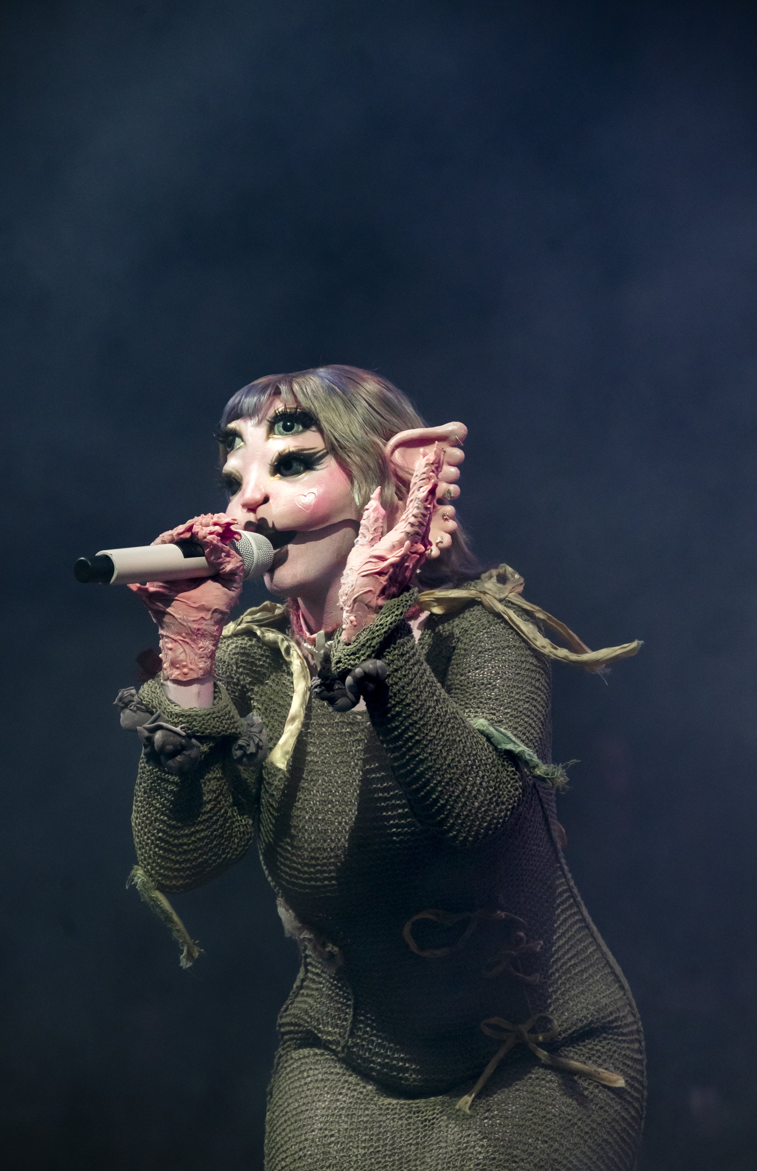 MELANIEMARTINEZ-@ISABELELISEPHOTO-STERLINGHEIGHTS-7.jpg