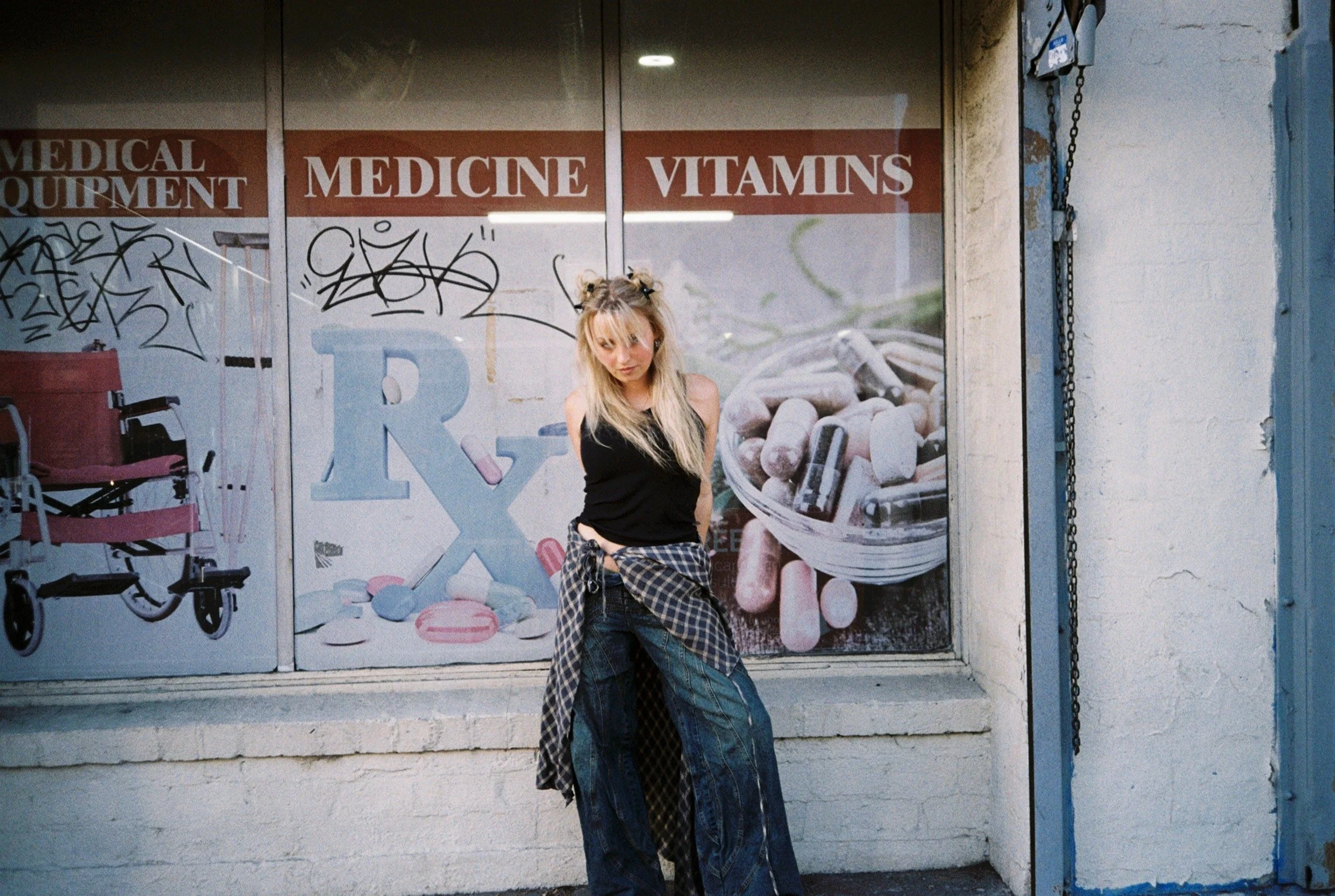 Q&amp;A: Lucy Frost Moves Through a Soft Whirlwind in “Prescription”