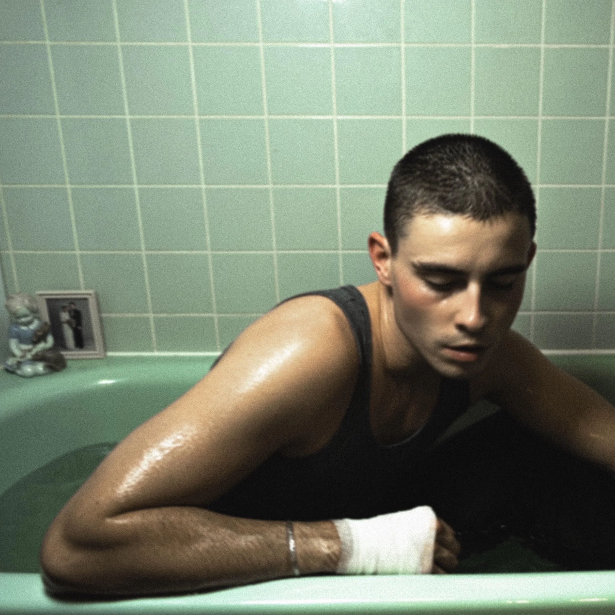 Q&amp;A: Elliot’s “hot but depressive” Addresses the Fear We All Fall Victim To