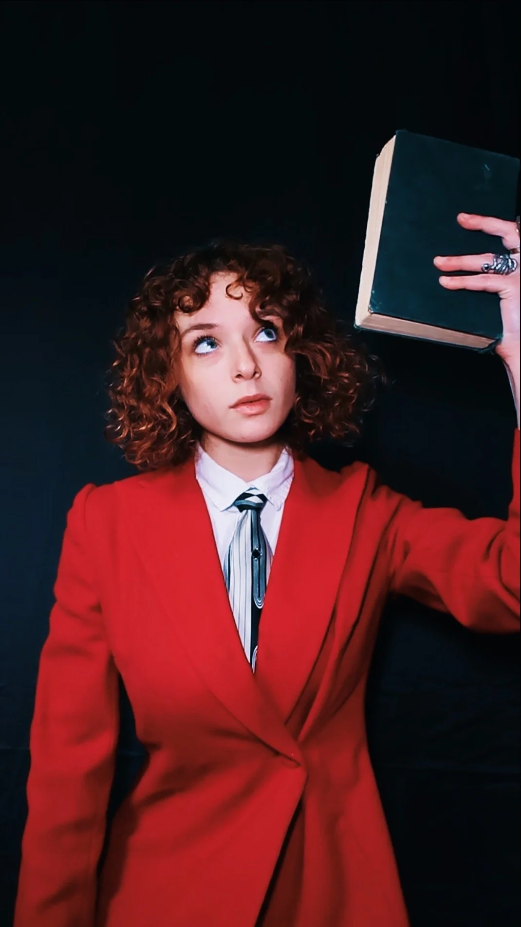 Q&amp;A: Earth to Eve Demands Women Take Up Space on “Never Change for a Man”