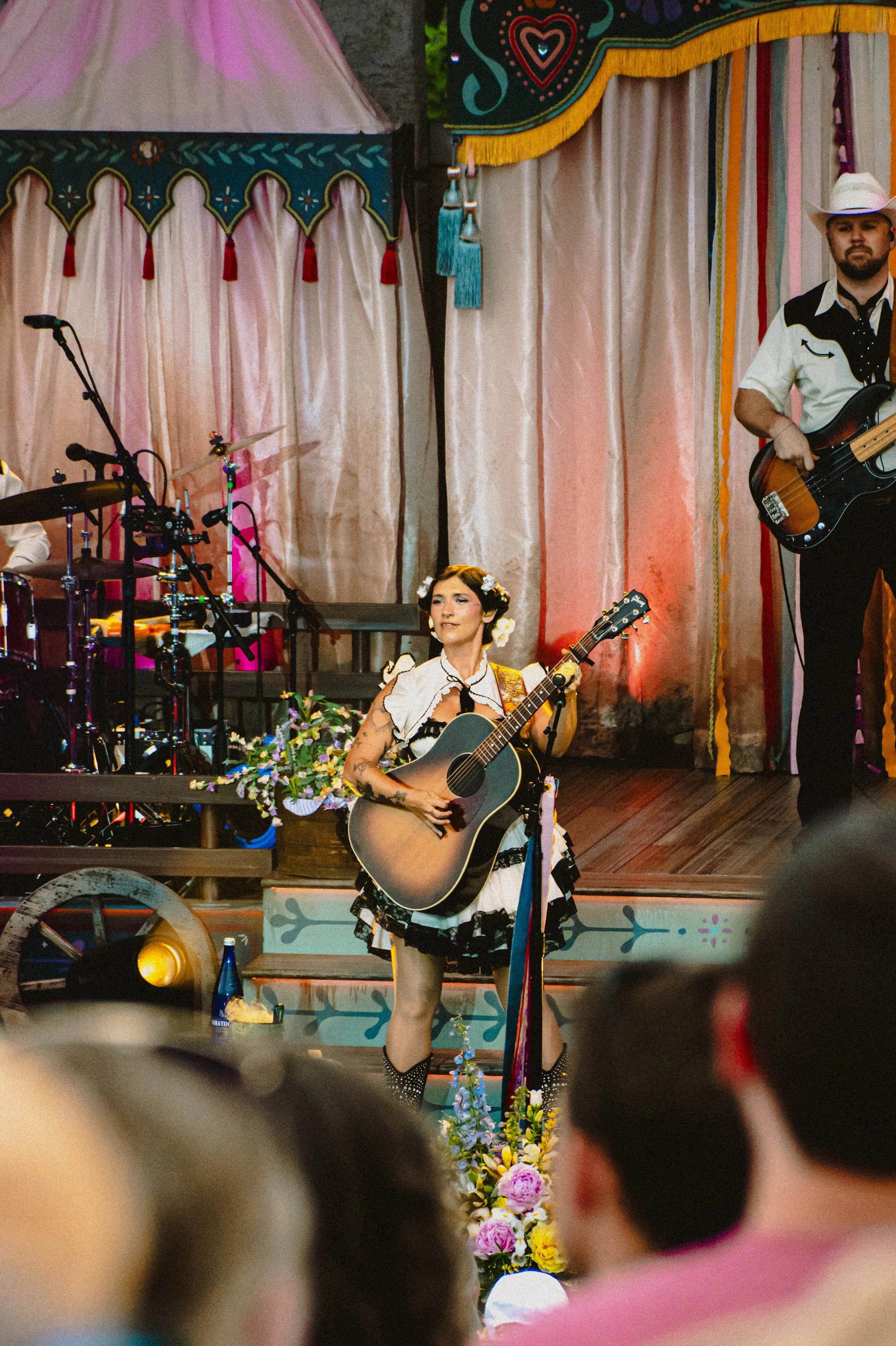 SIERRAFERRELL-@ISABELELISEPHOTO-LUNACO-53.jpg