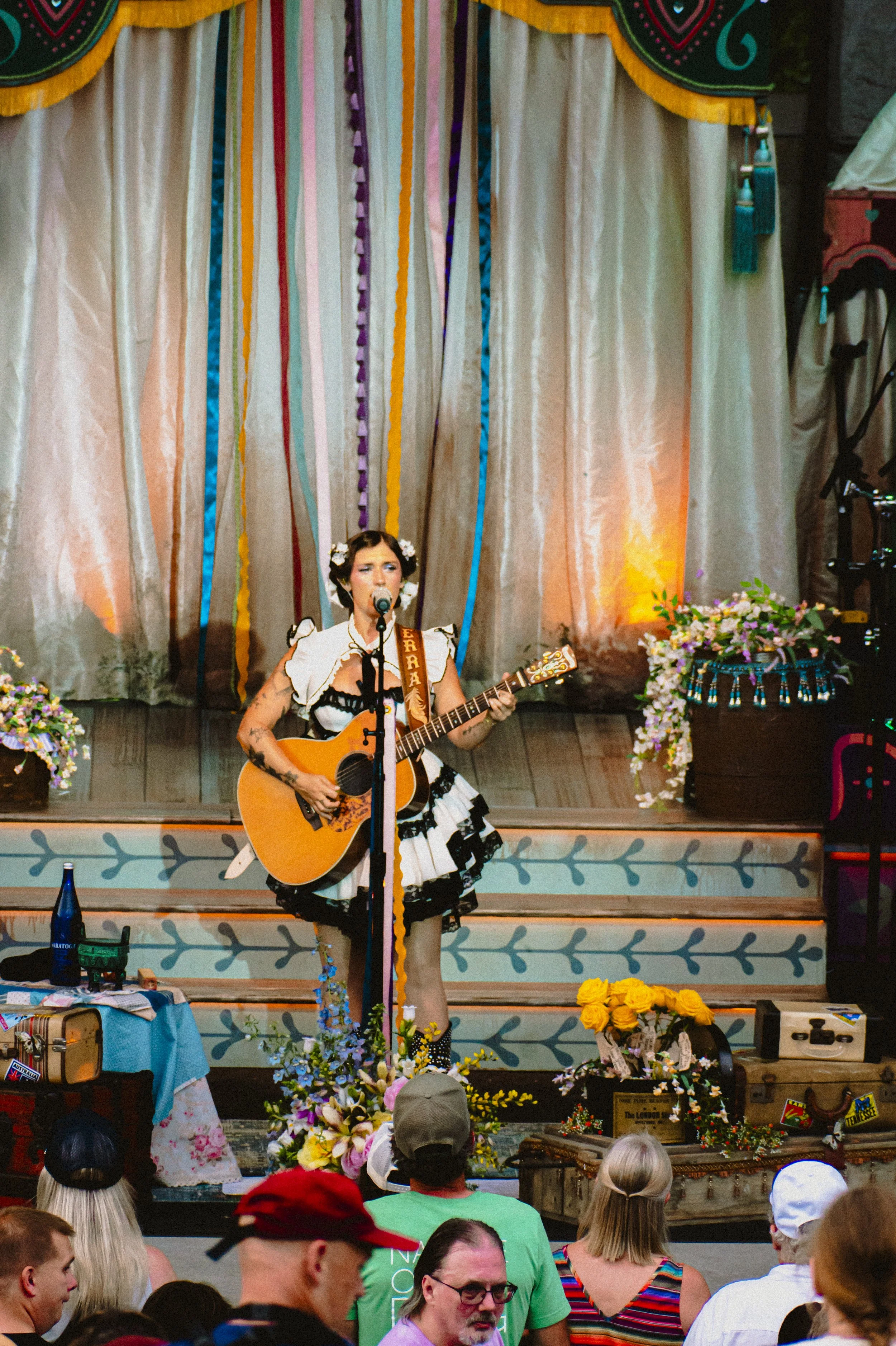 SIERRAFERRELL-@ISABELELISEPHOTO-LUNACO-55.jpg