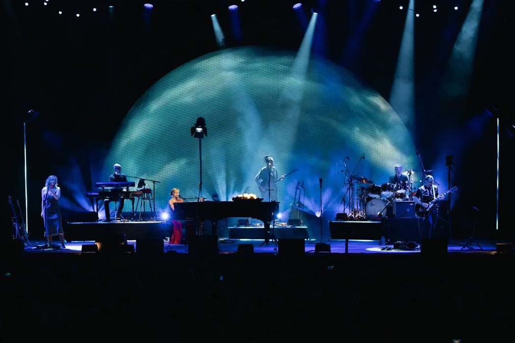 SarahMcLachlan_FBAmp-01.jpg