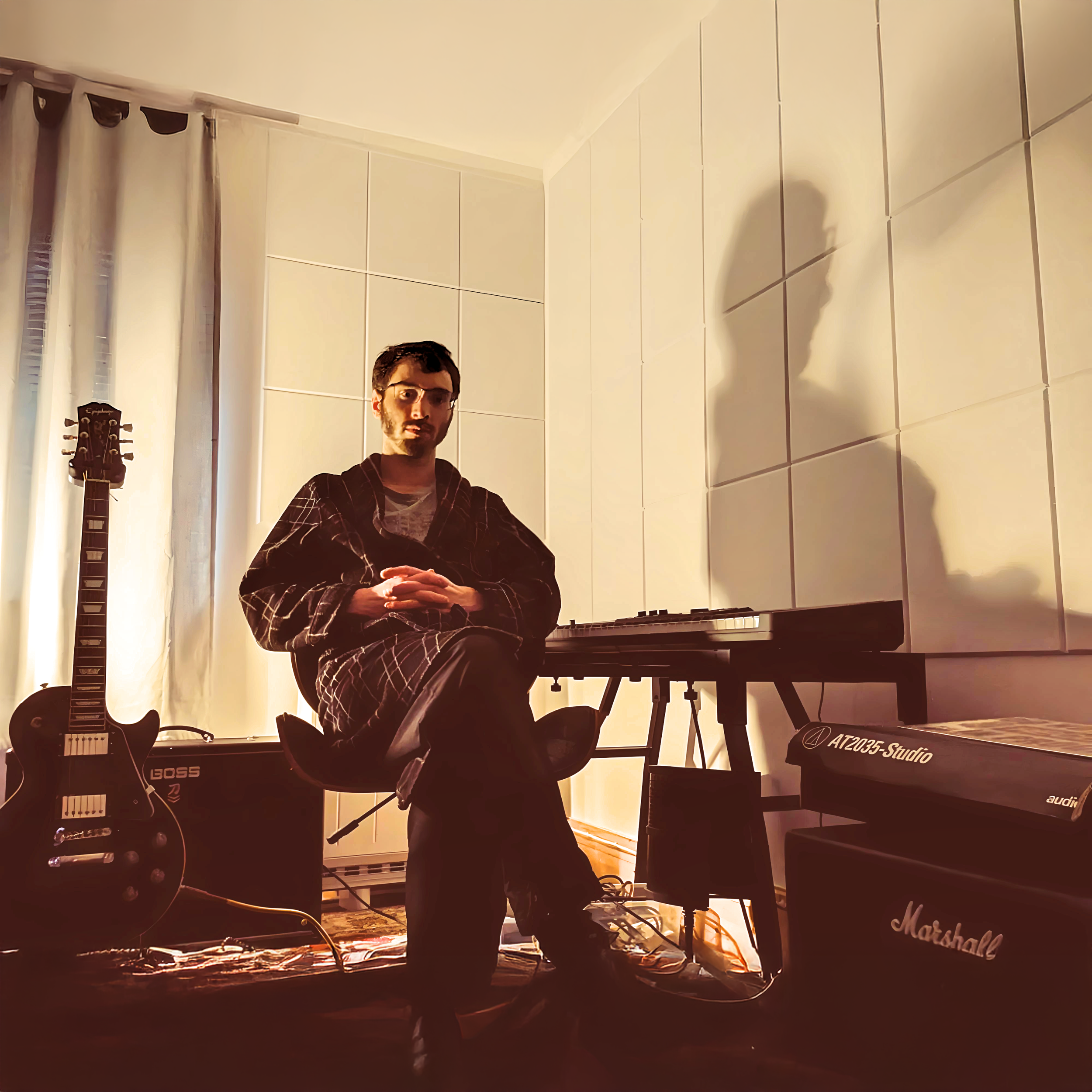 REVIEW: Shapeshifter Zachary Mason Turns His Hand to 80s Rock in Authentic Single “Sweetheart”