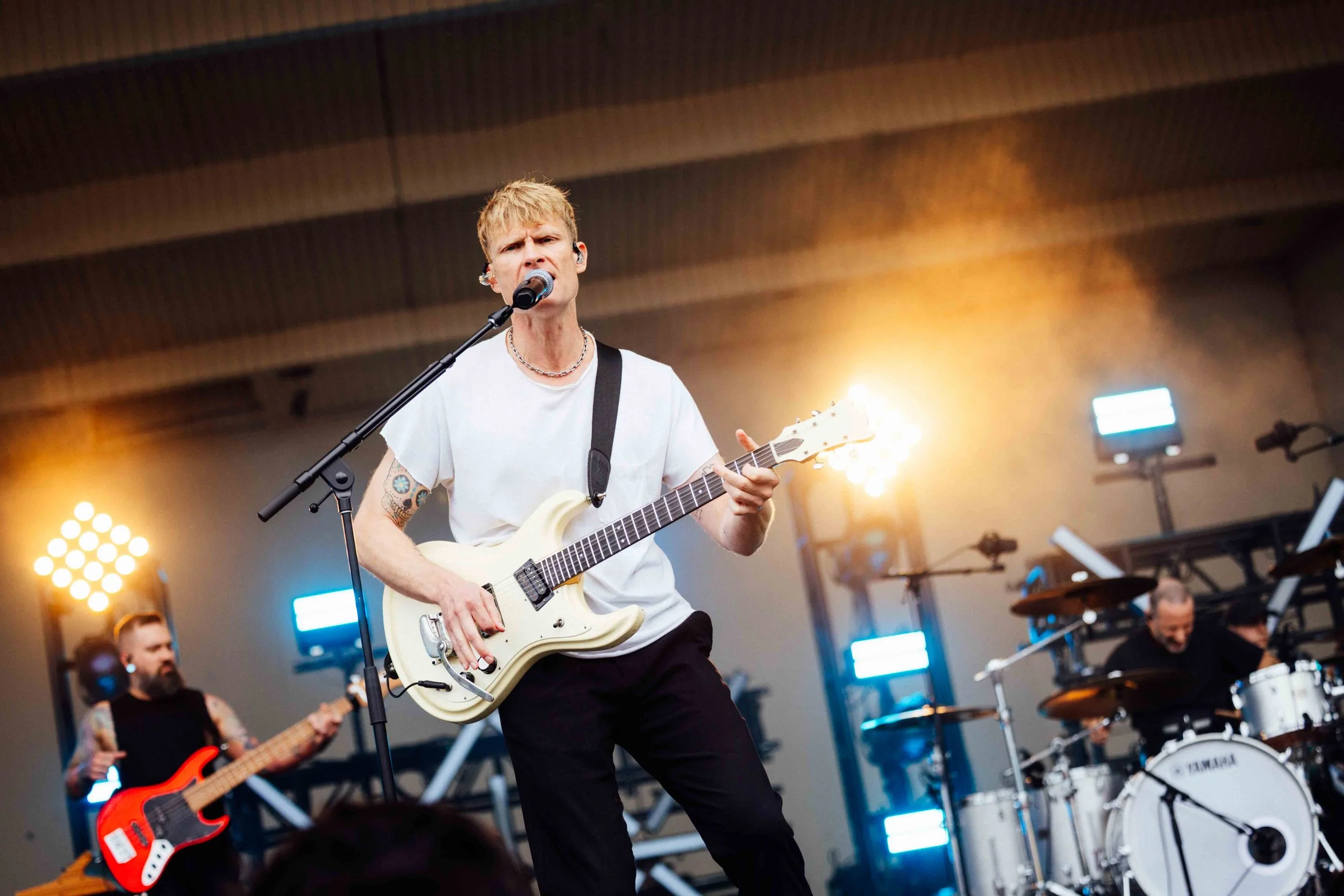 MotherMother_Web_07_26_08.jpg