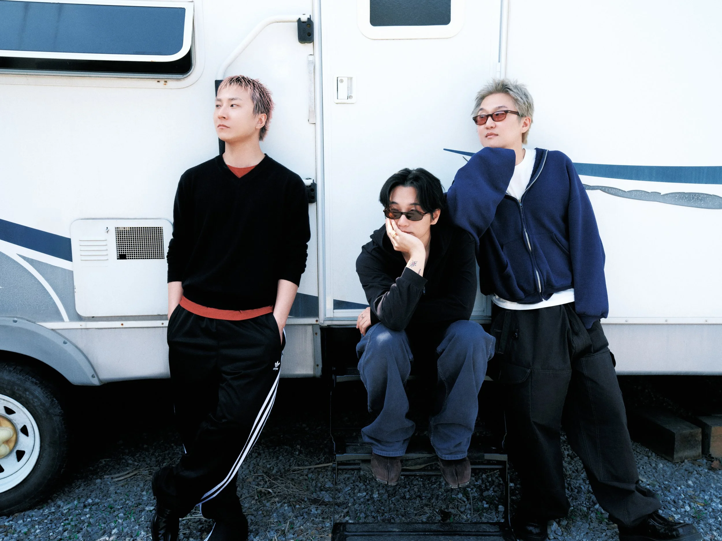 REVIEW: wave to earth’s ‘bad pieces’ Finds Beauty in Everything That Refuses to Stay Perfect