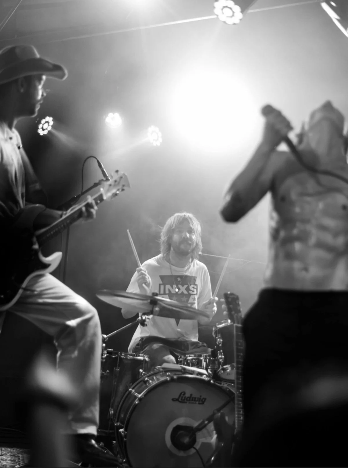 REVIEW: Pond Turned a Hot Tuesday Night in Austin Into Something to Remember