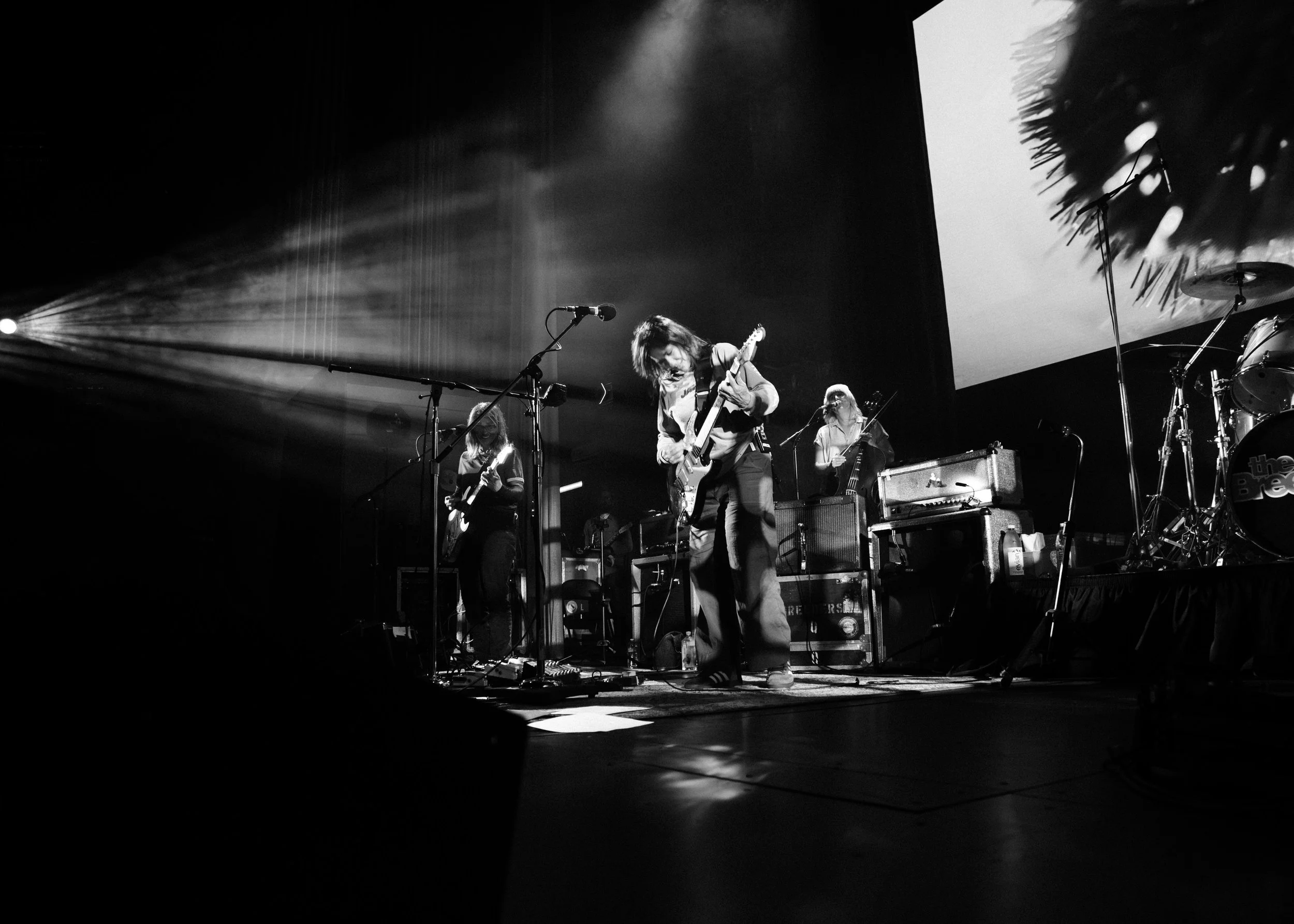 breeders_castrotheatre_082226-13.jpg