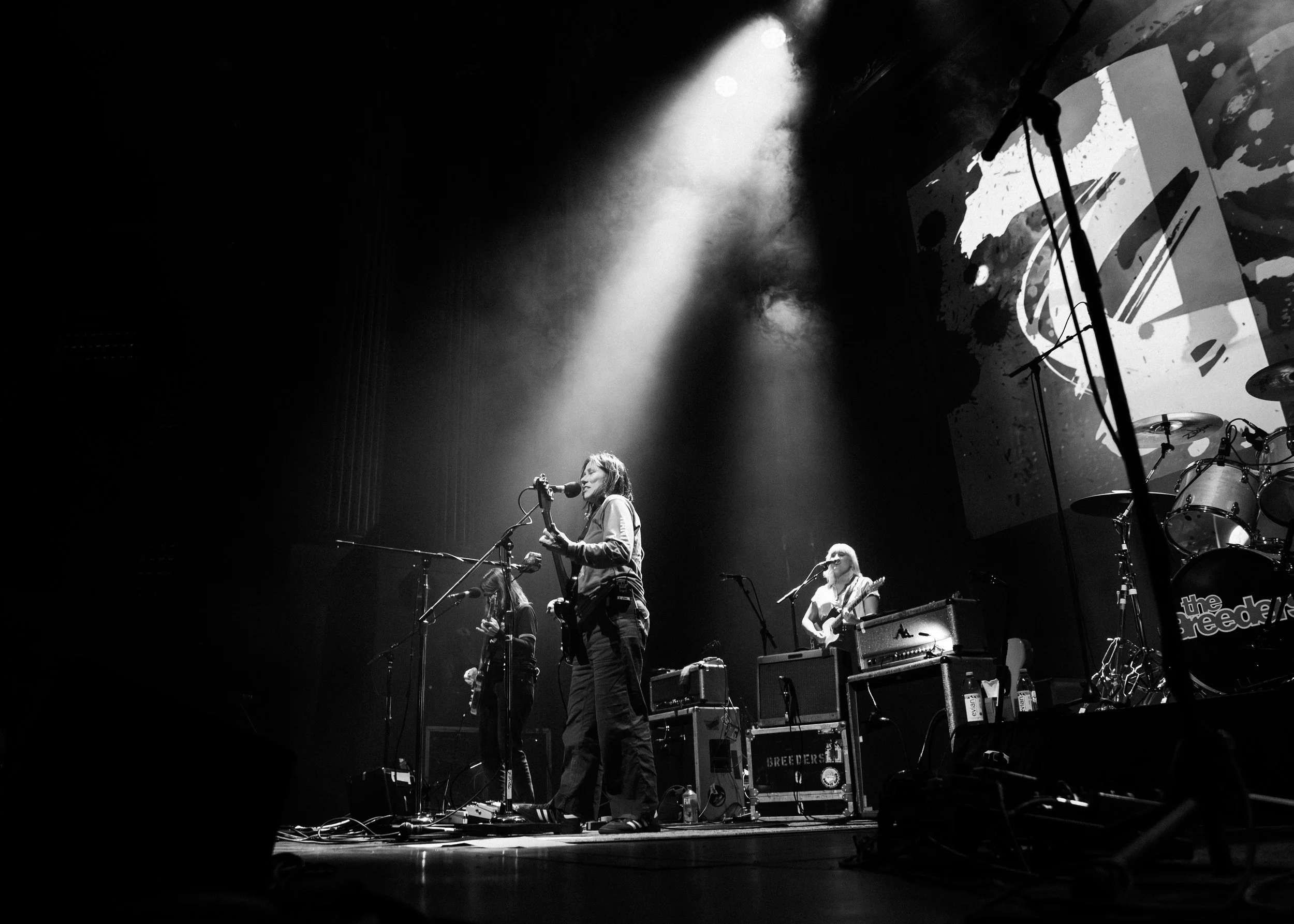 breeders_castrotheatre_082226.jpg