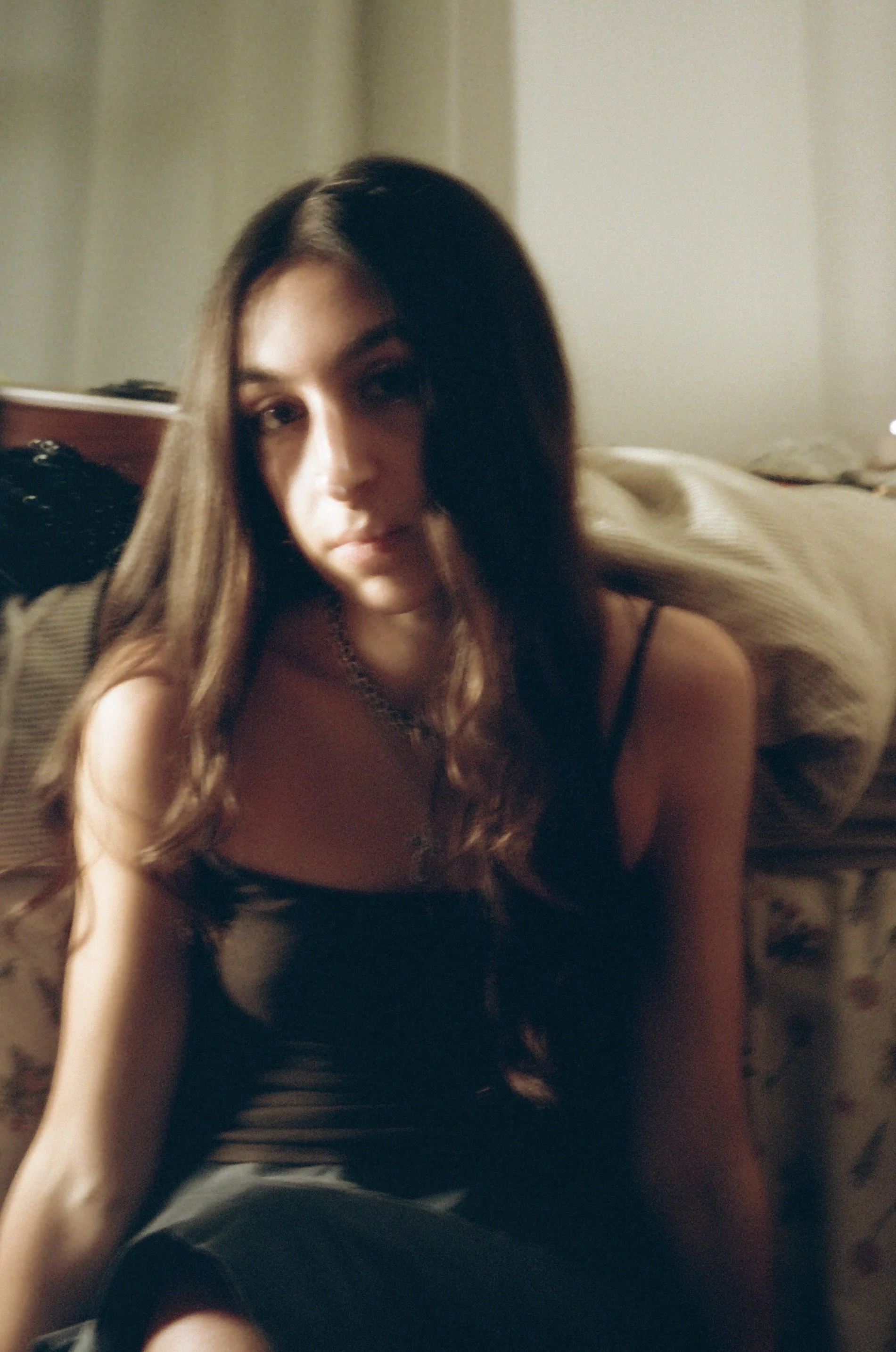 Q&amp;A: Josie Oliver Finds Freedom From Overthinking on ‘animal’