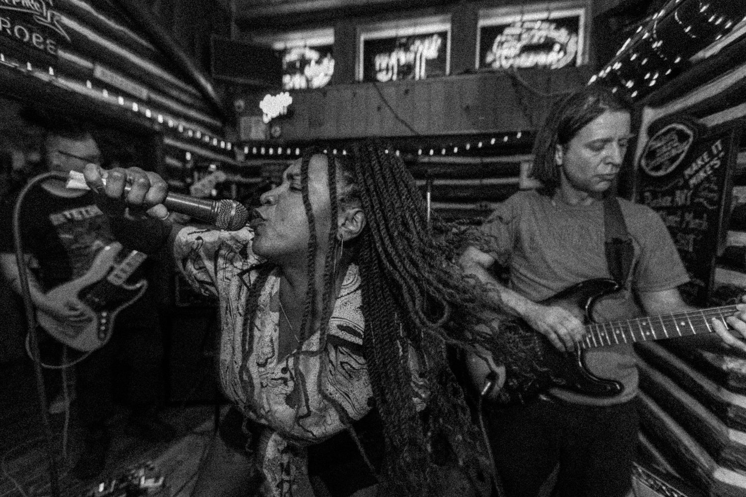 Q&A: Love and Grief Coexist in Pearl’s New Album — The Luna Collective