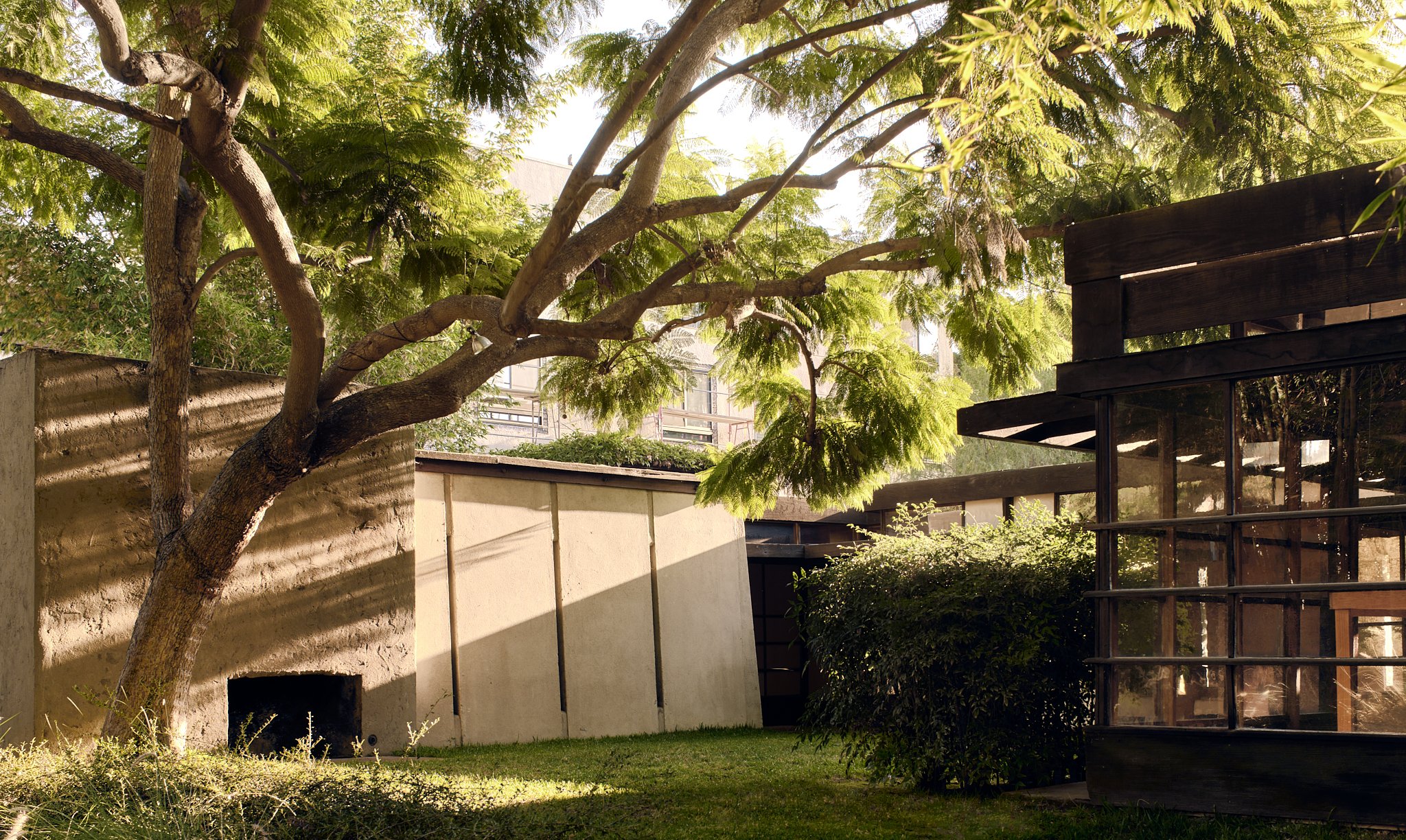 RMSchindlerHouse_LoRes_03.jpg