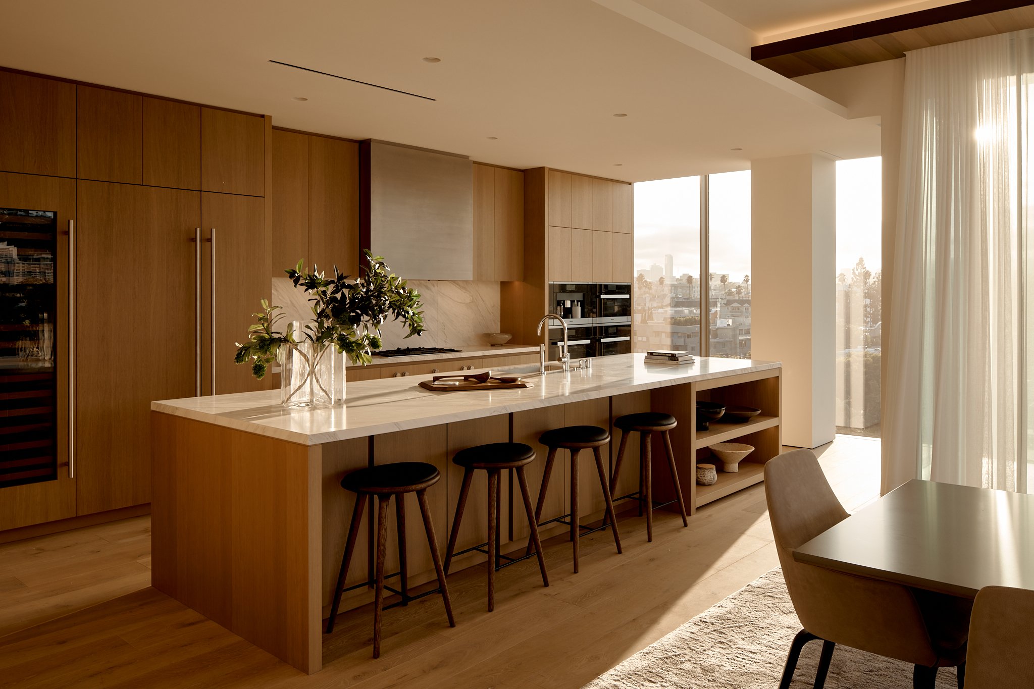 8899 Beverly_8a_923_LoRes_04_.jpg
