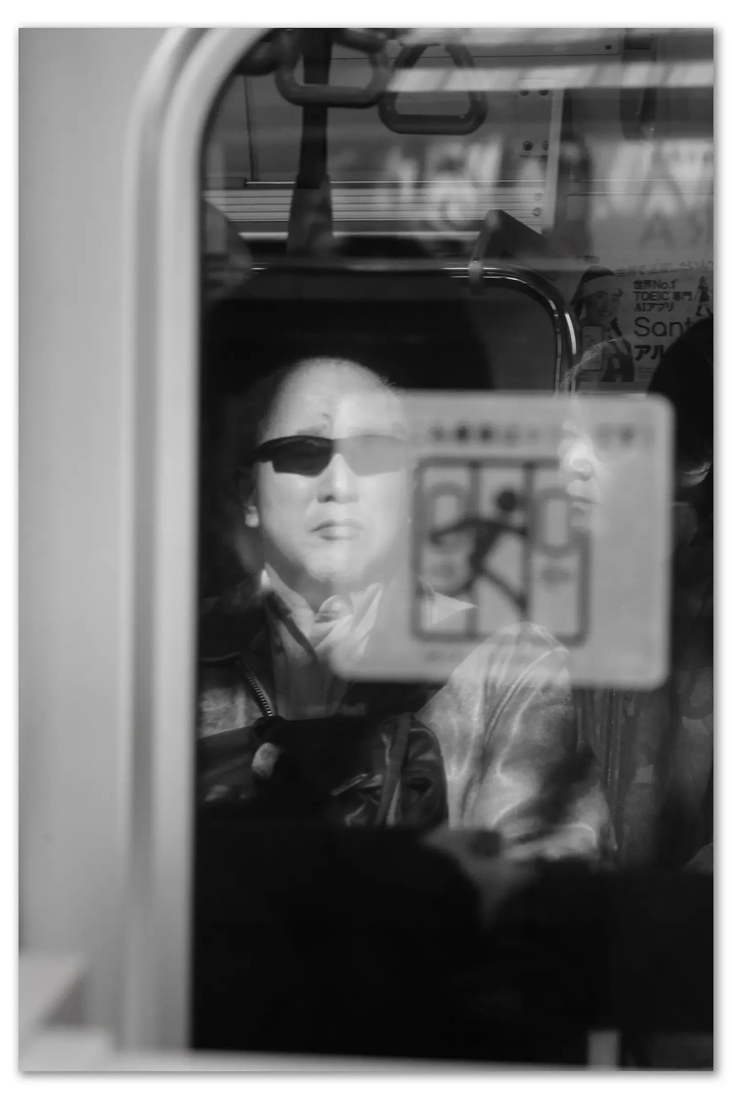 60 Minutes With a Vintage Lens in Akihabara