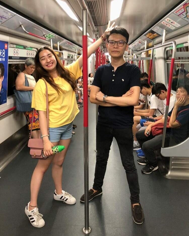   College Intern    Diva Wong   , and Social Science Teacher    Kenley Lou   , joking around on the MTR. Presidio Education®, 2020.  