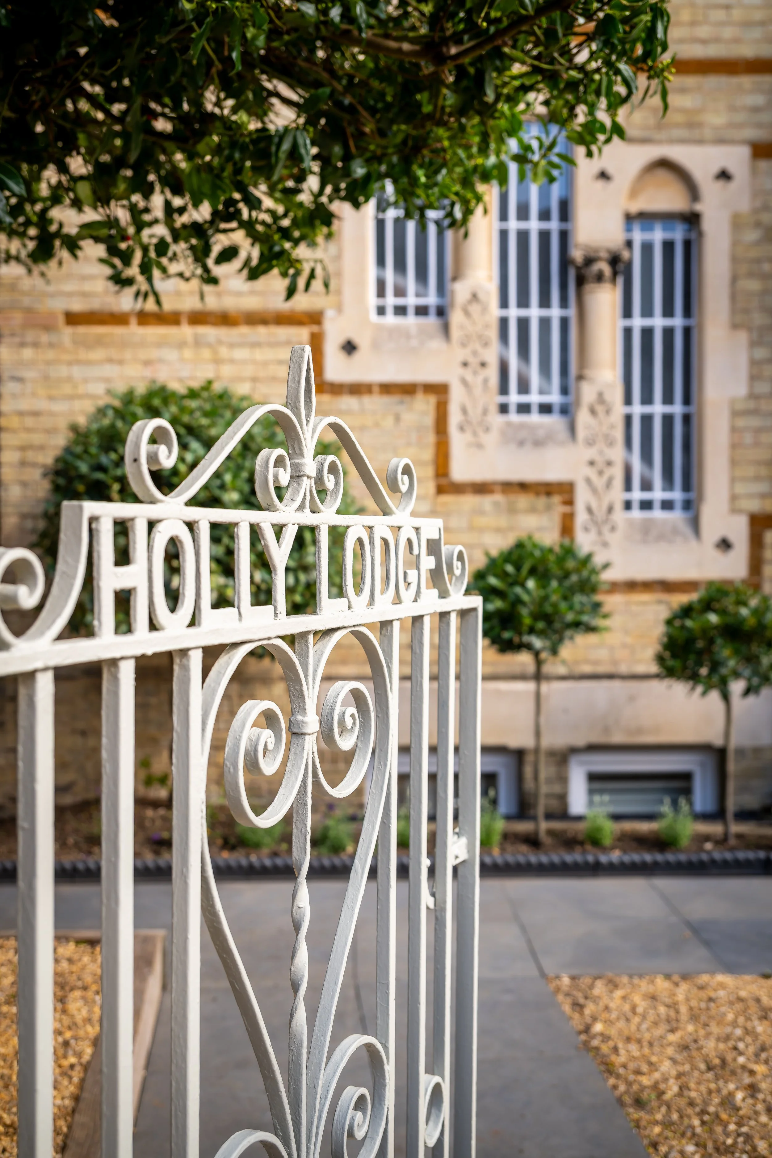 260915 - Holly Lodge, Bedford - 113.jpg