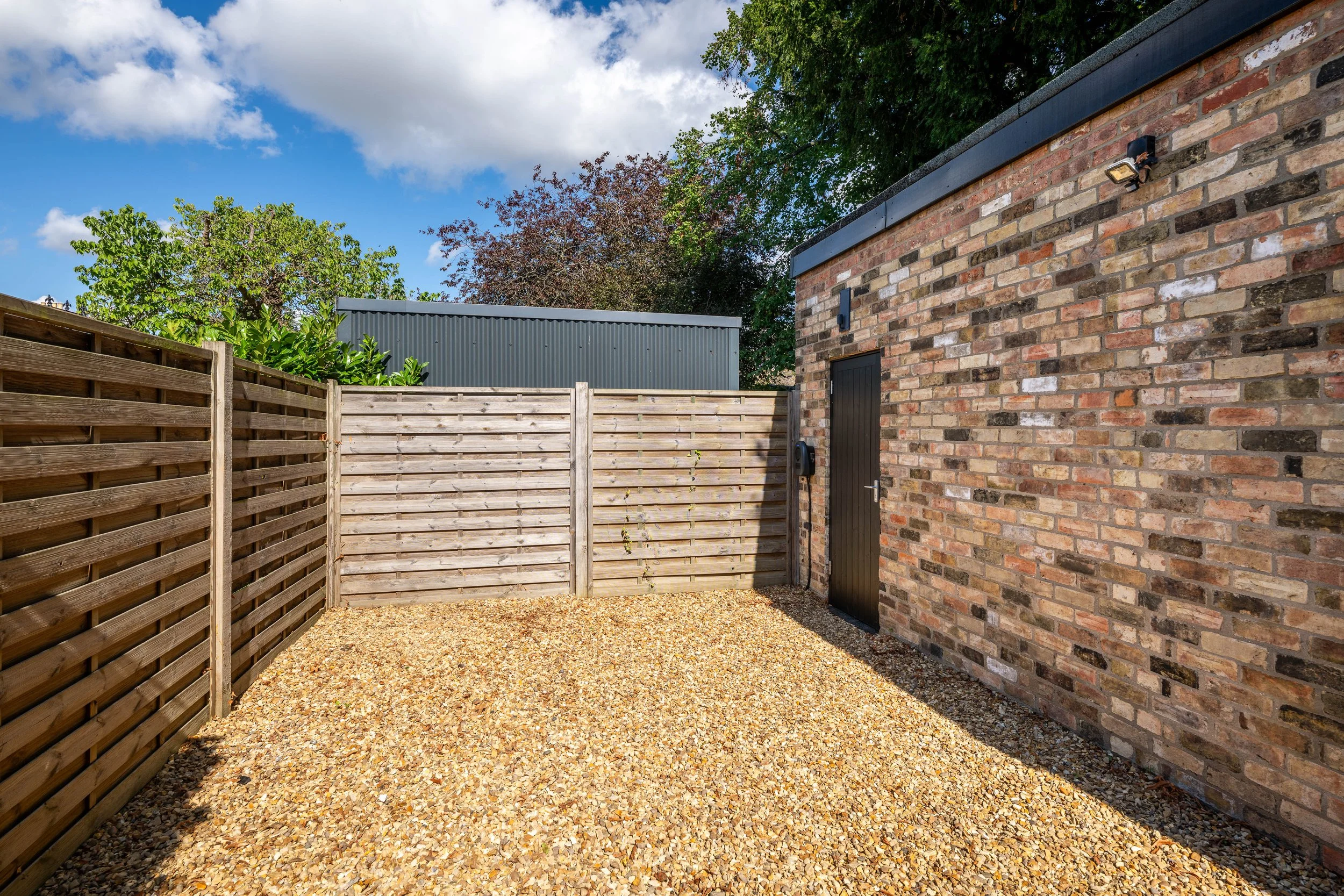 260915 - Holly Lodge, Bedford - 12.jpg