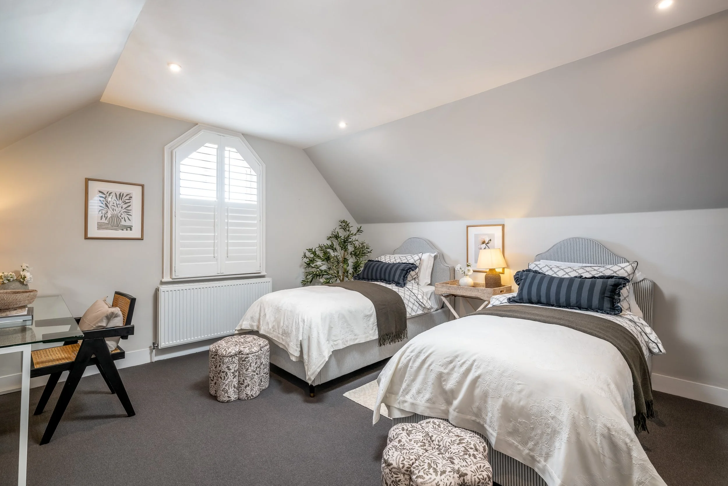 260915 - Holly Lodge, Bedford - 35.jpg