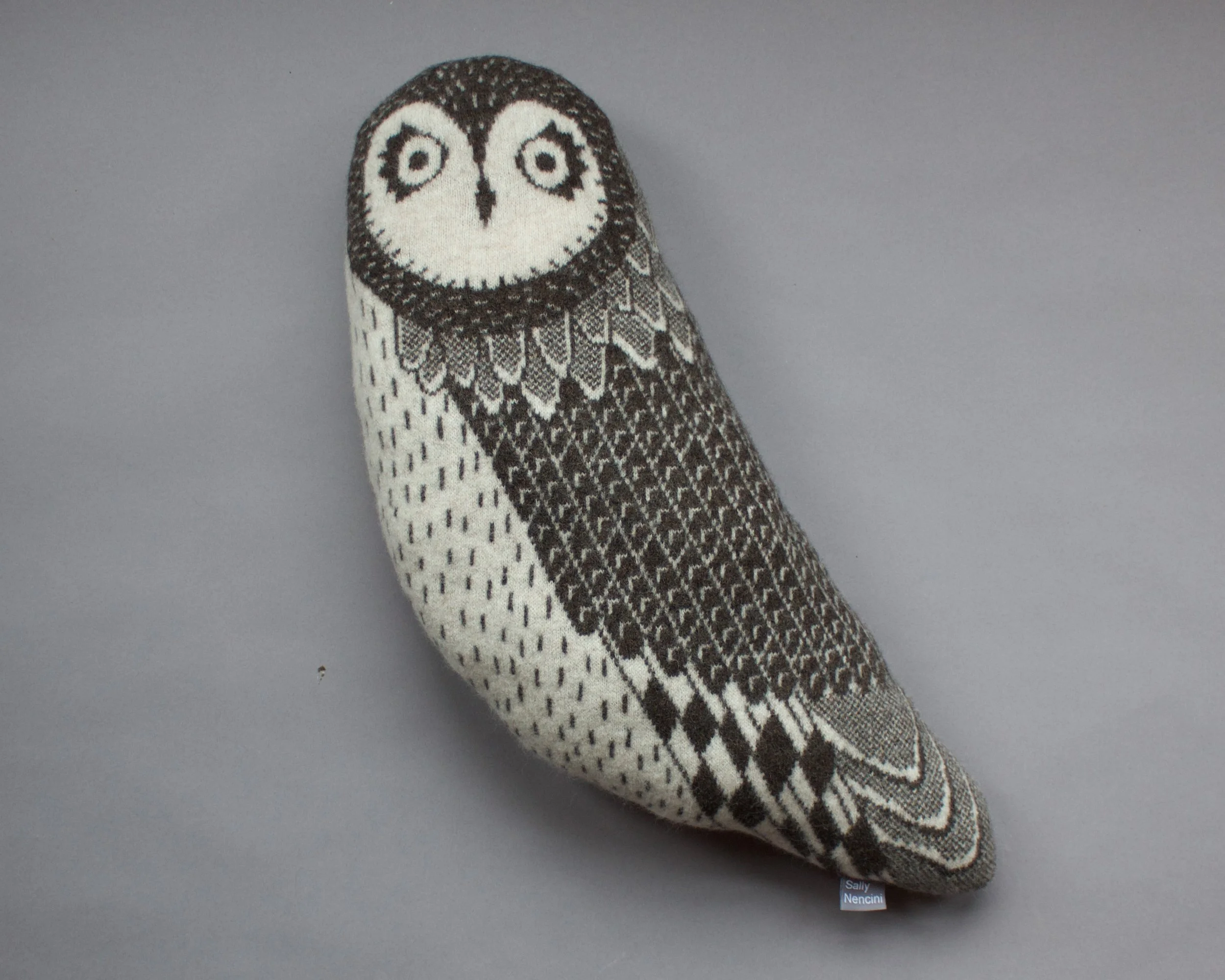 Owl-grey-bg.jpg
