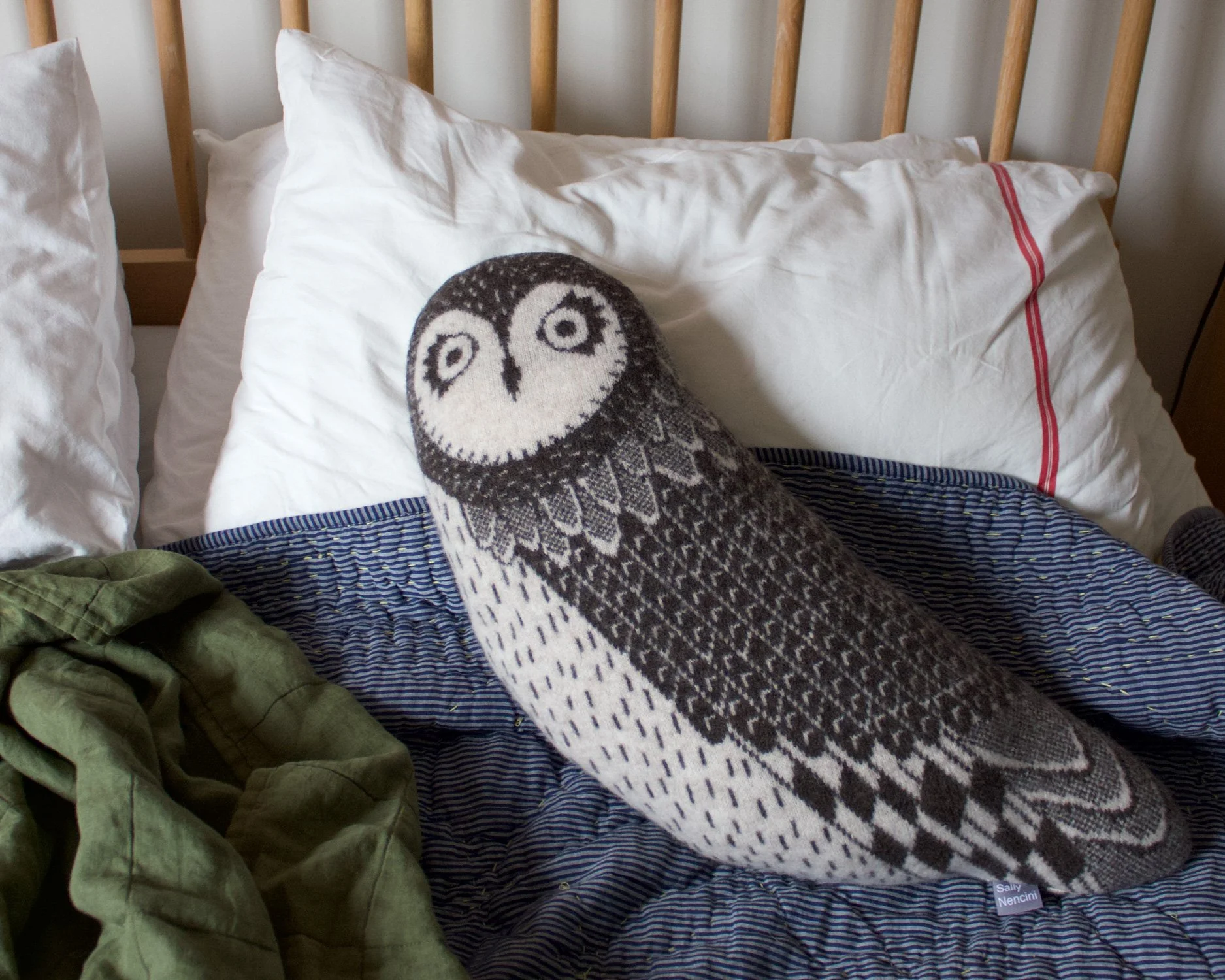 Owl-bed.jpg