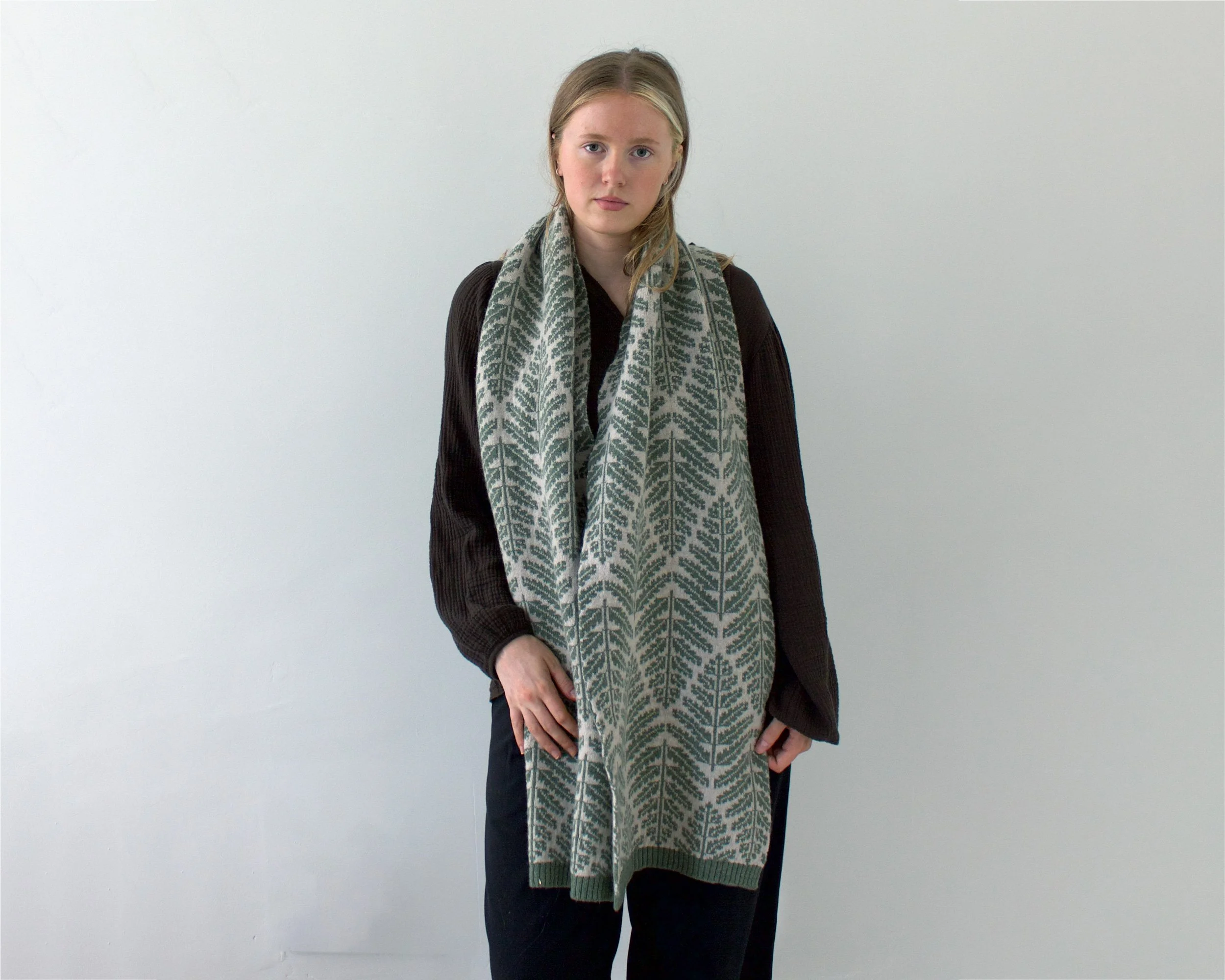 Fern Lambswool Scarf - Linen