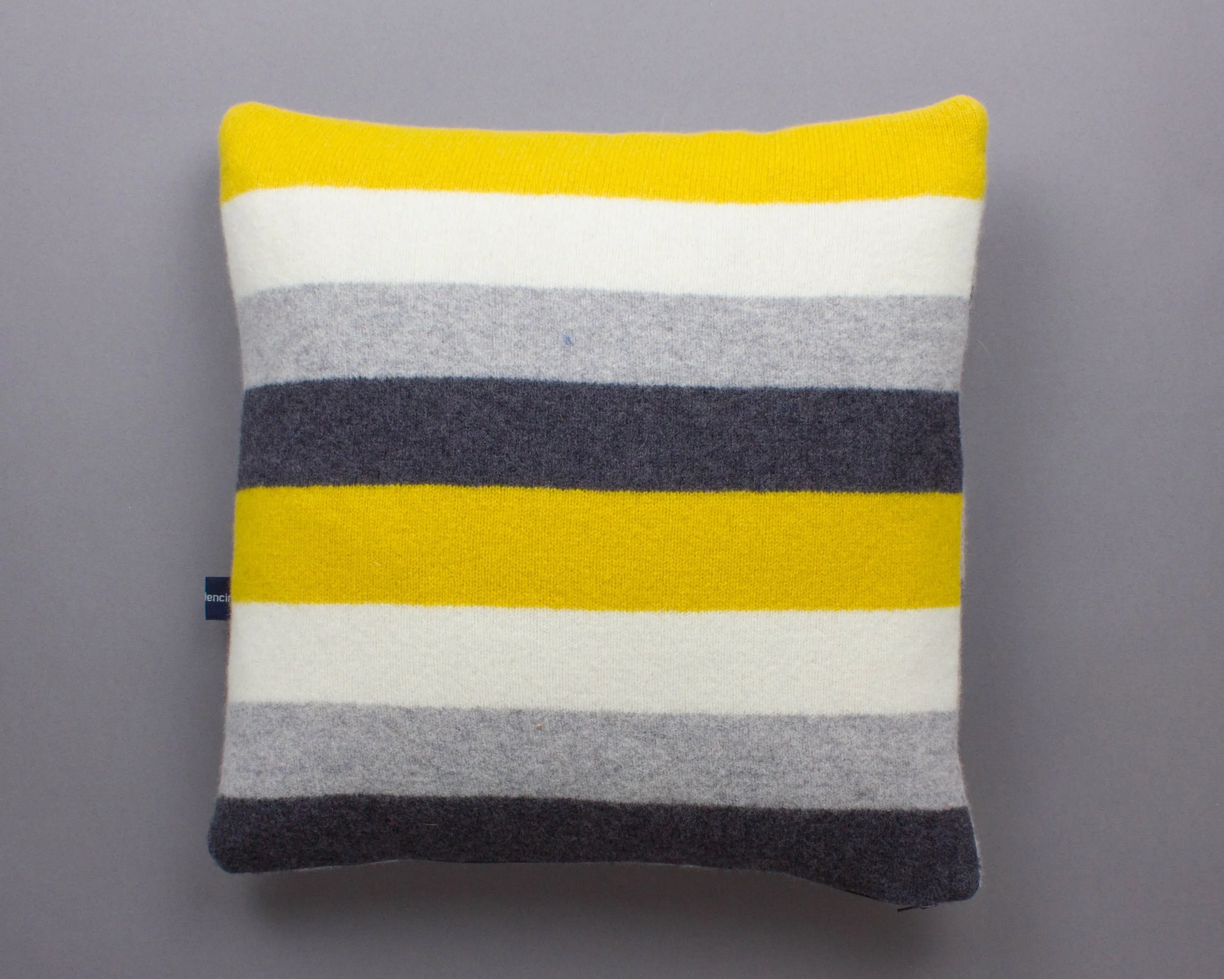 cushions2-494.jpg