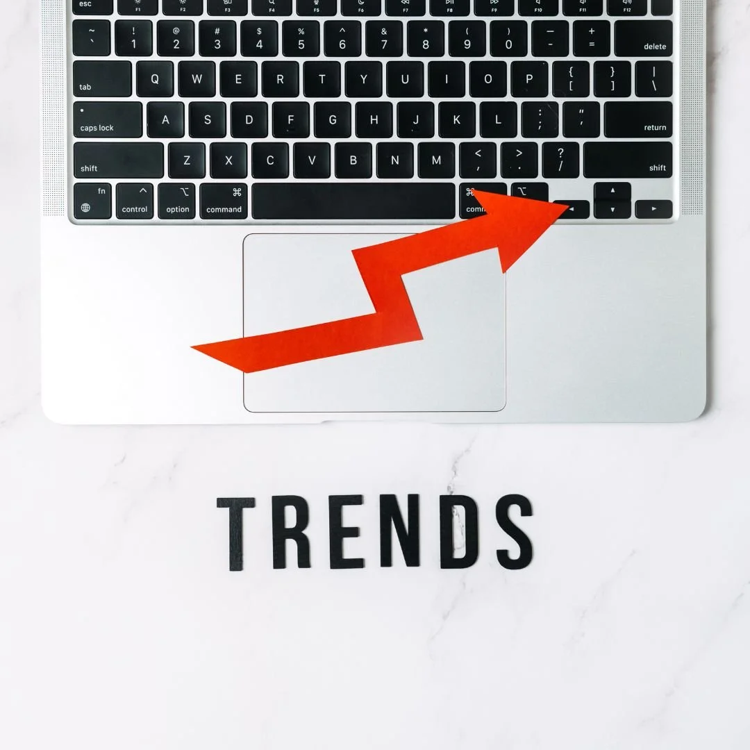Navigating the Digital Wave: A Guide to Spotting Trends on Social Media
