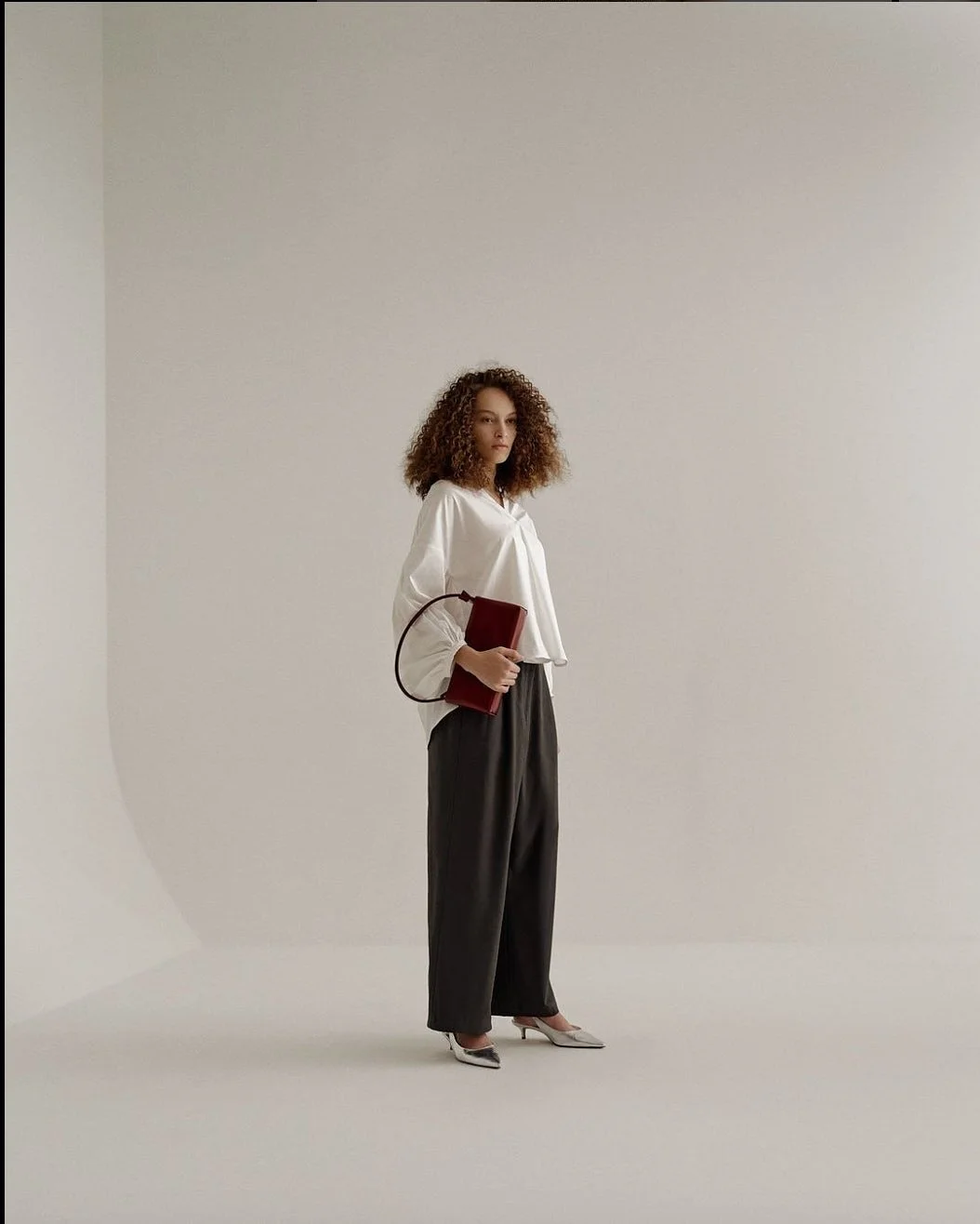 Layla for monoloq campaign2.jpg