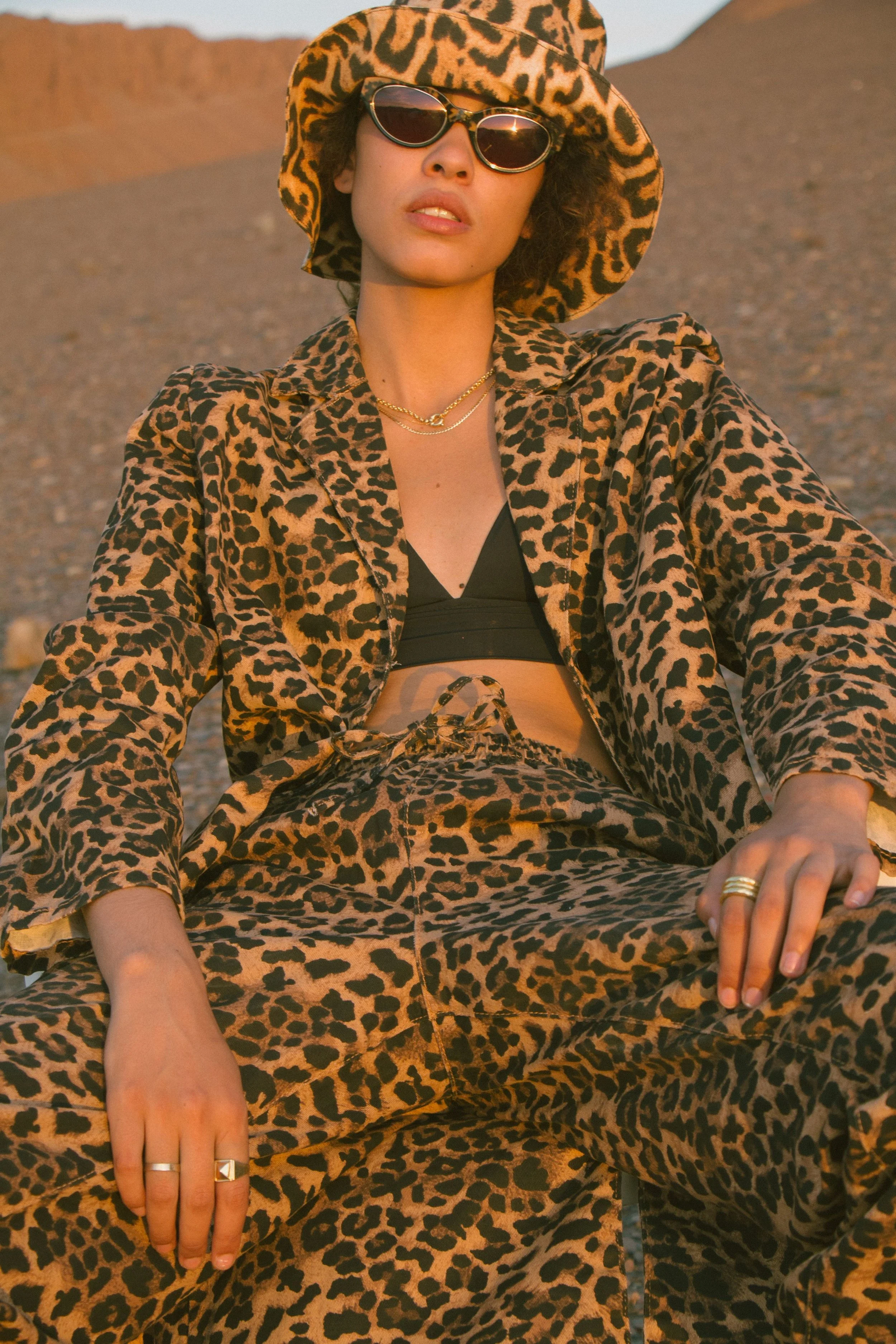 5-nina-henry-main-book.jpg