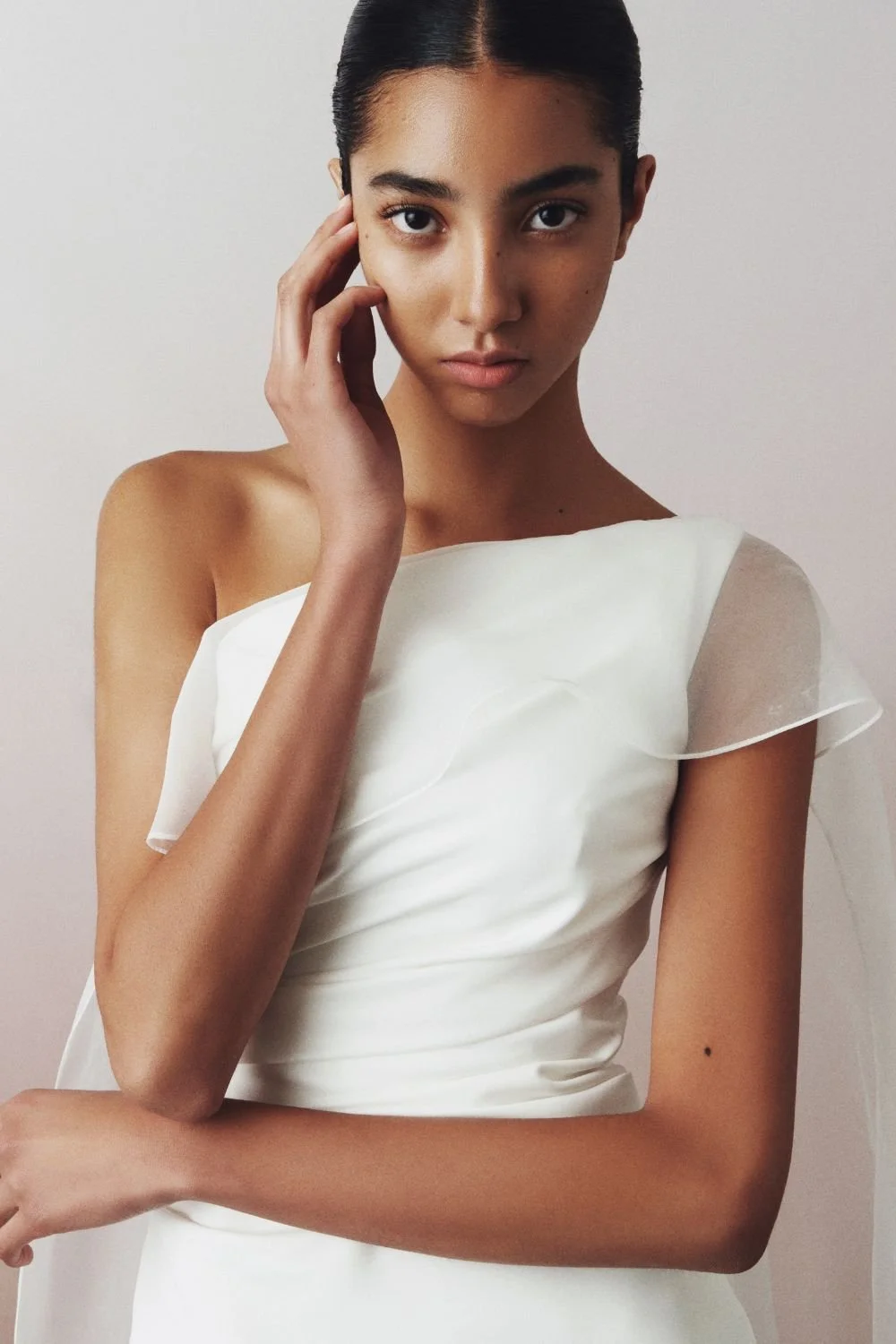 12-lena-main-book-jeel-management.jpg