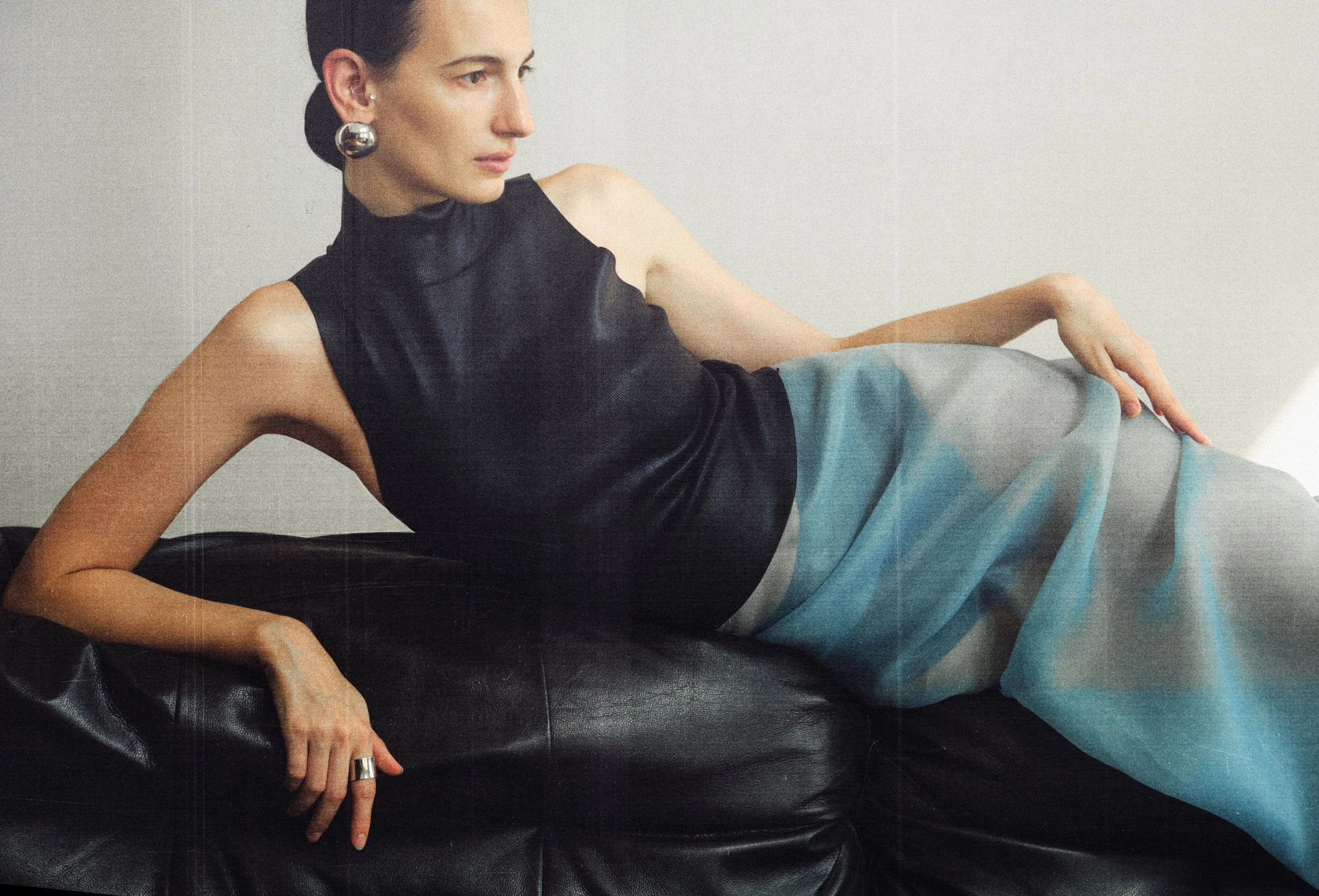 6-alina-znakharenko-main-book.jpg