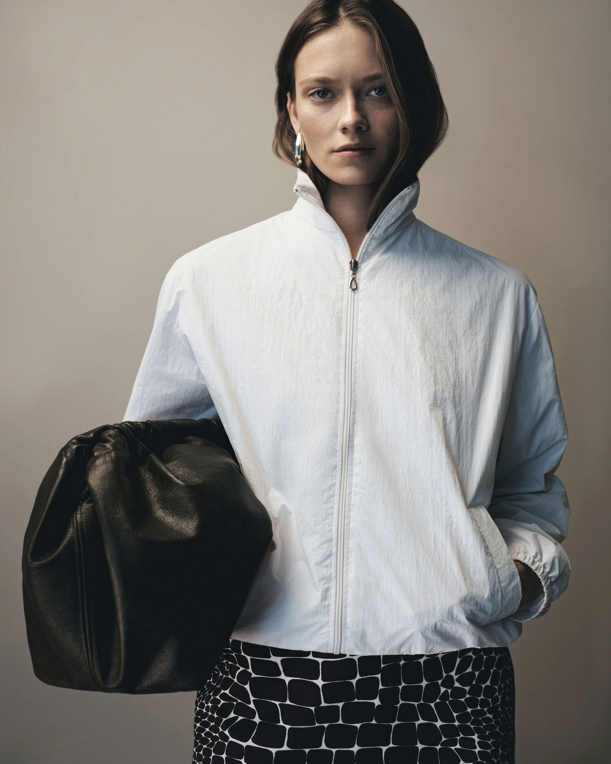 12-tatiana-k-priority-book-jeel-management.jpg