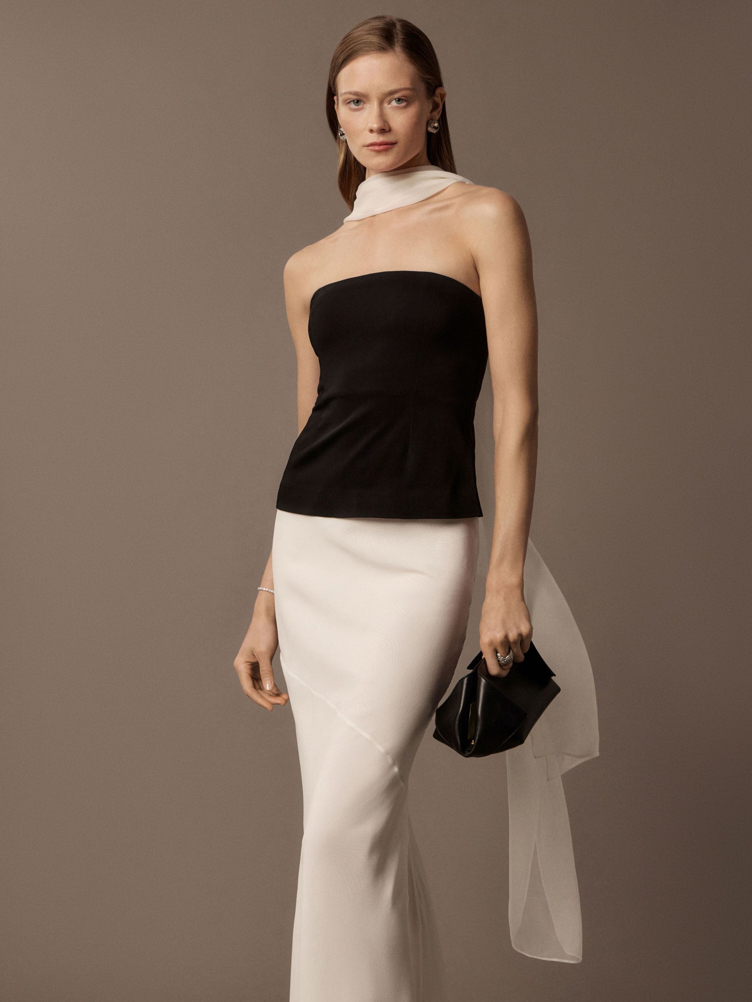 36-tatiana-k-priority-book-jeel-management.jpg