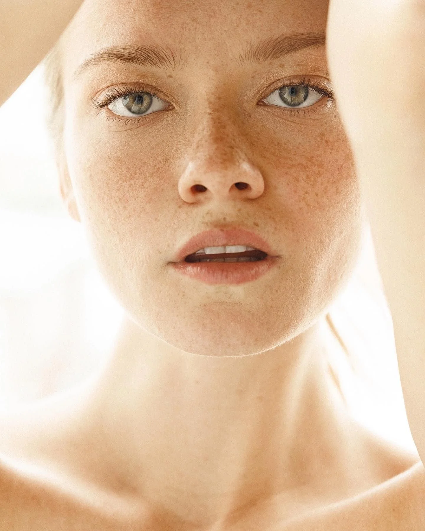 43-tatiana-k-priority-book-jeel-management.jpg