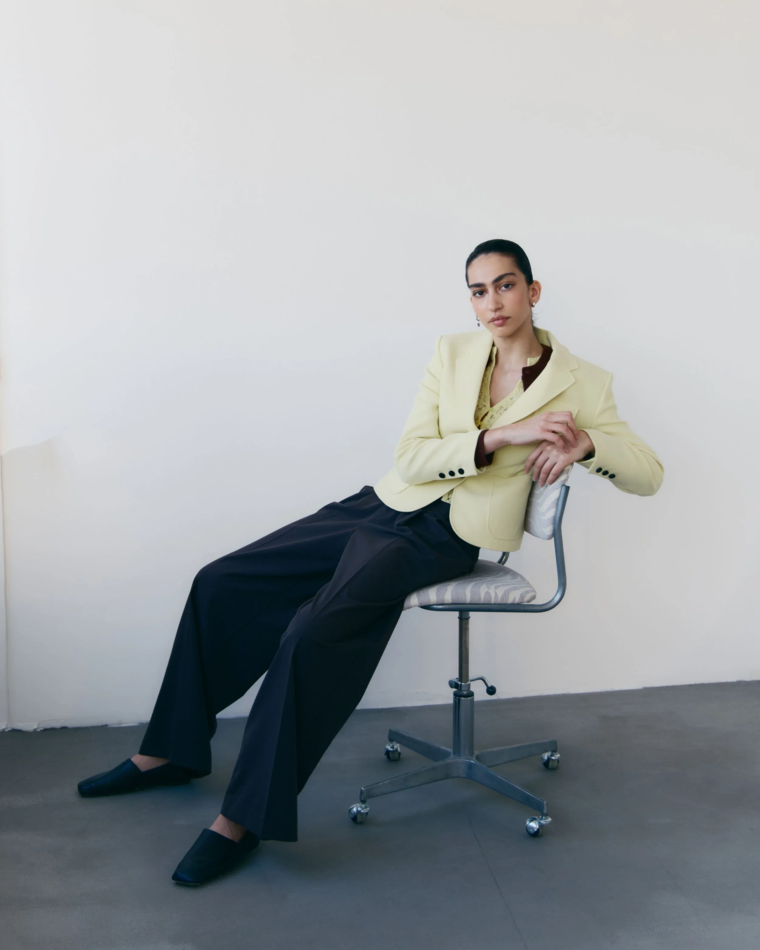 14-eva-nikogosiyan-main-book.jpg