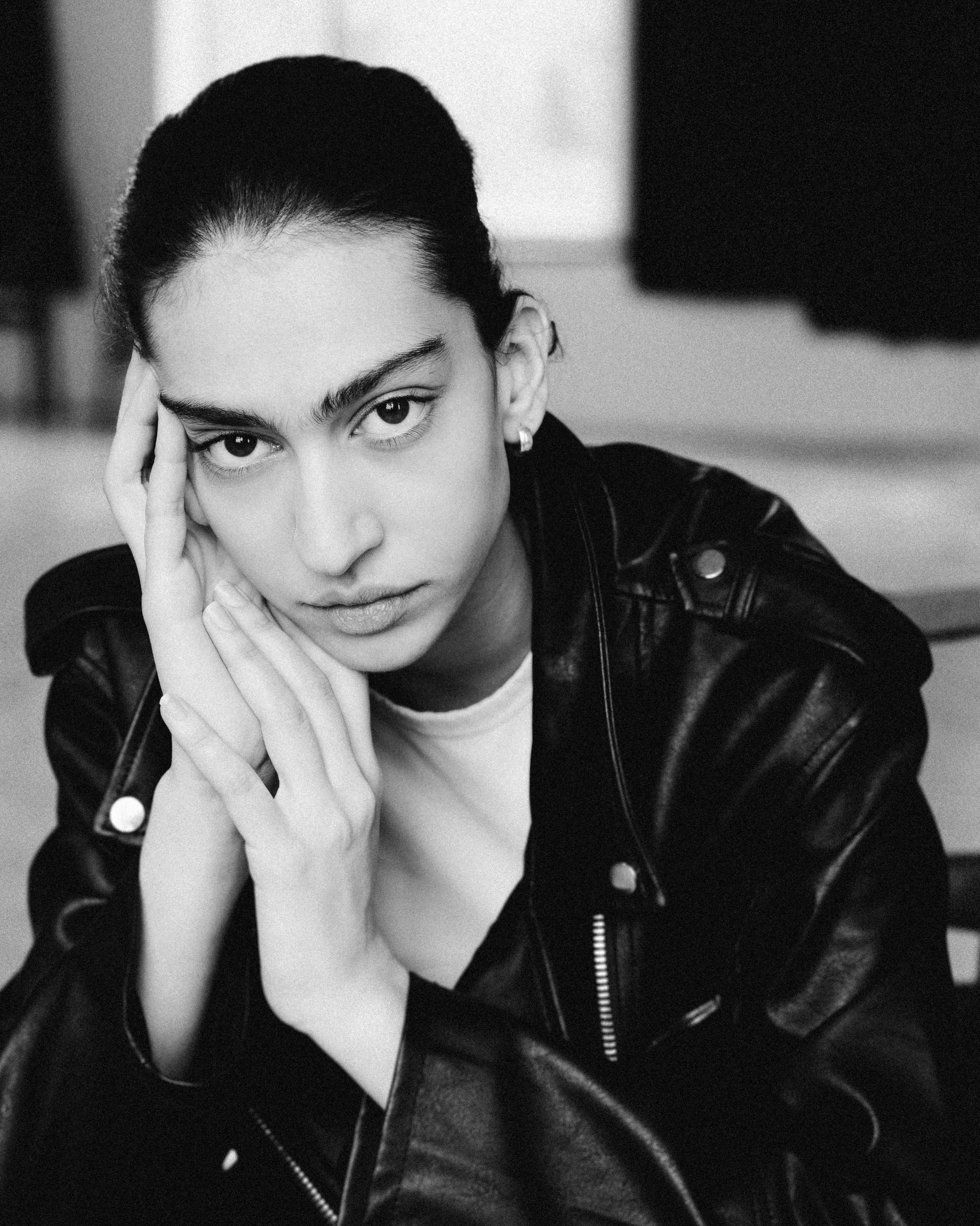 30-eva-nikogosiyan-main-book.jpg