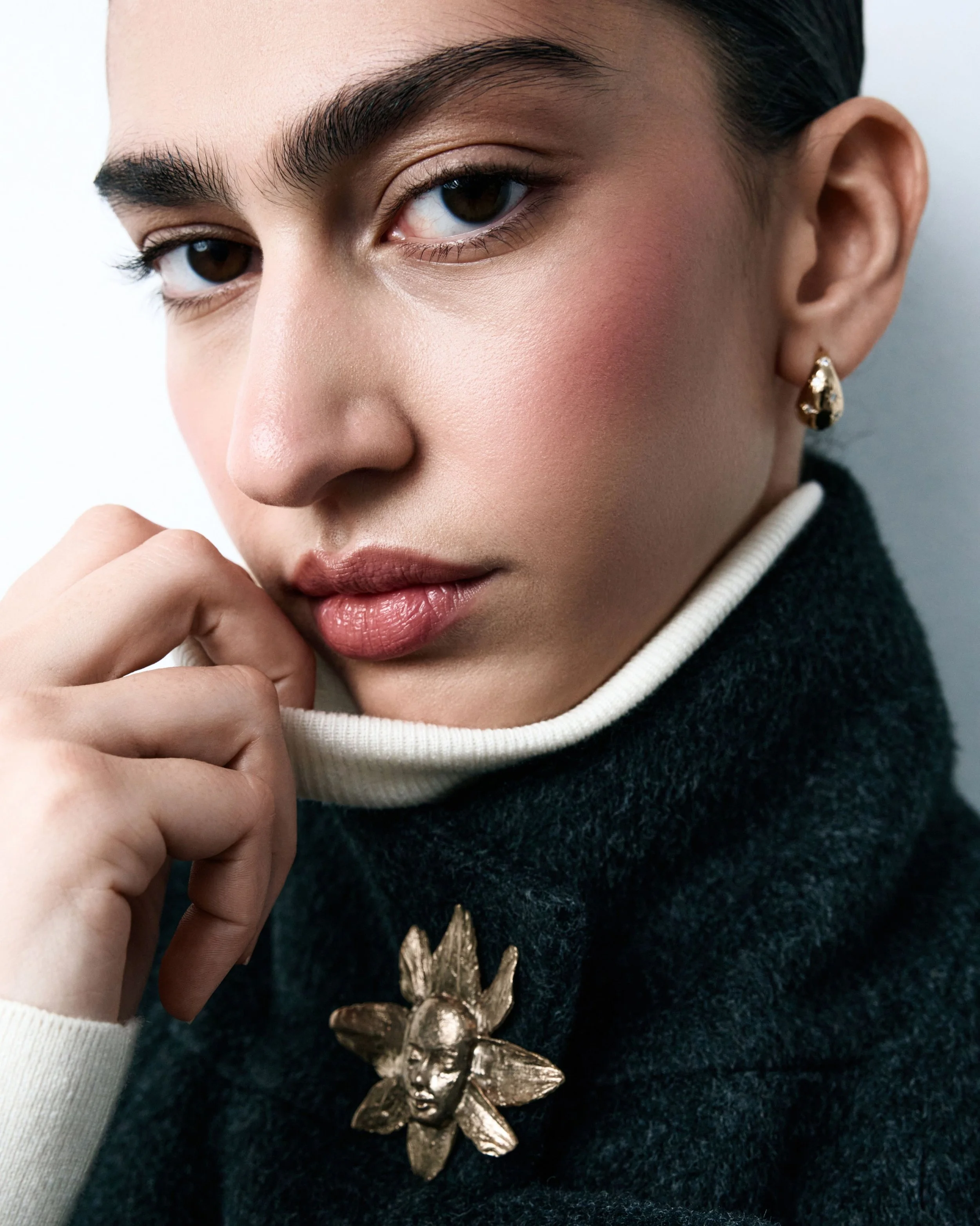 45-eva-nikogosiyan-main-book.jpg