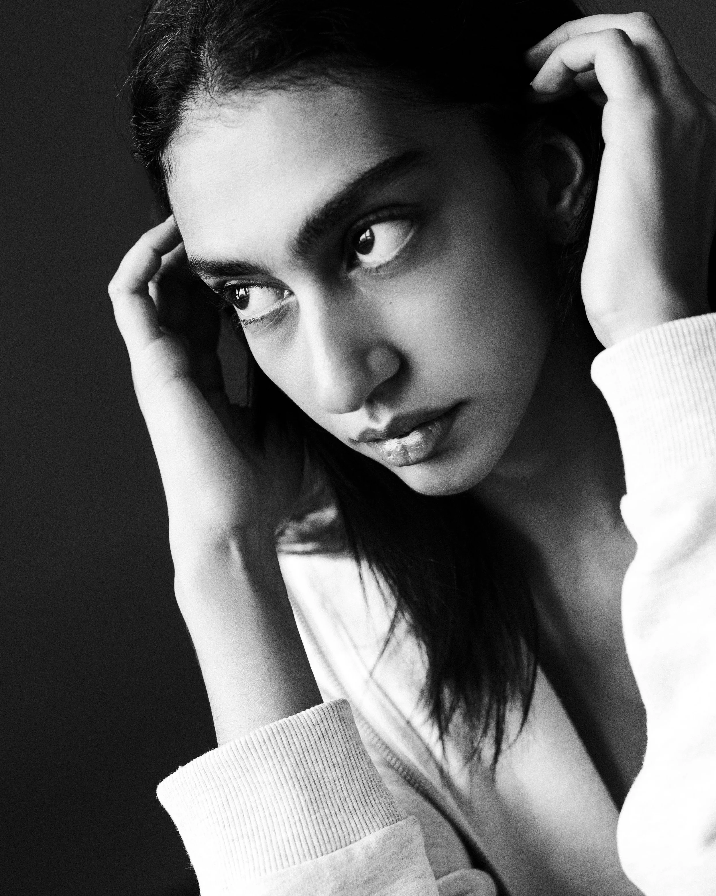 97-eva-nikogosiyan-main-book.jpg