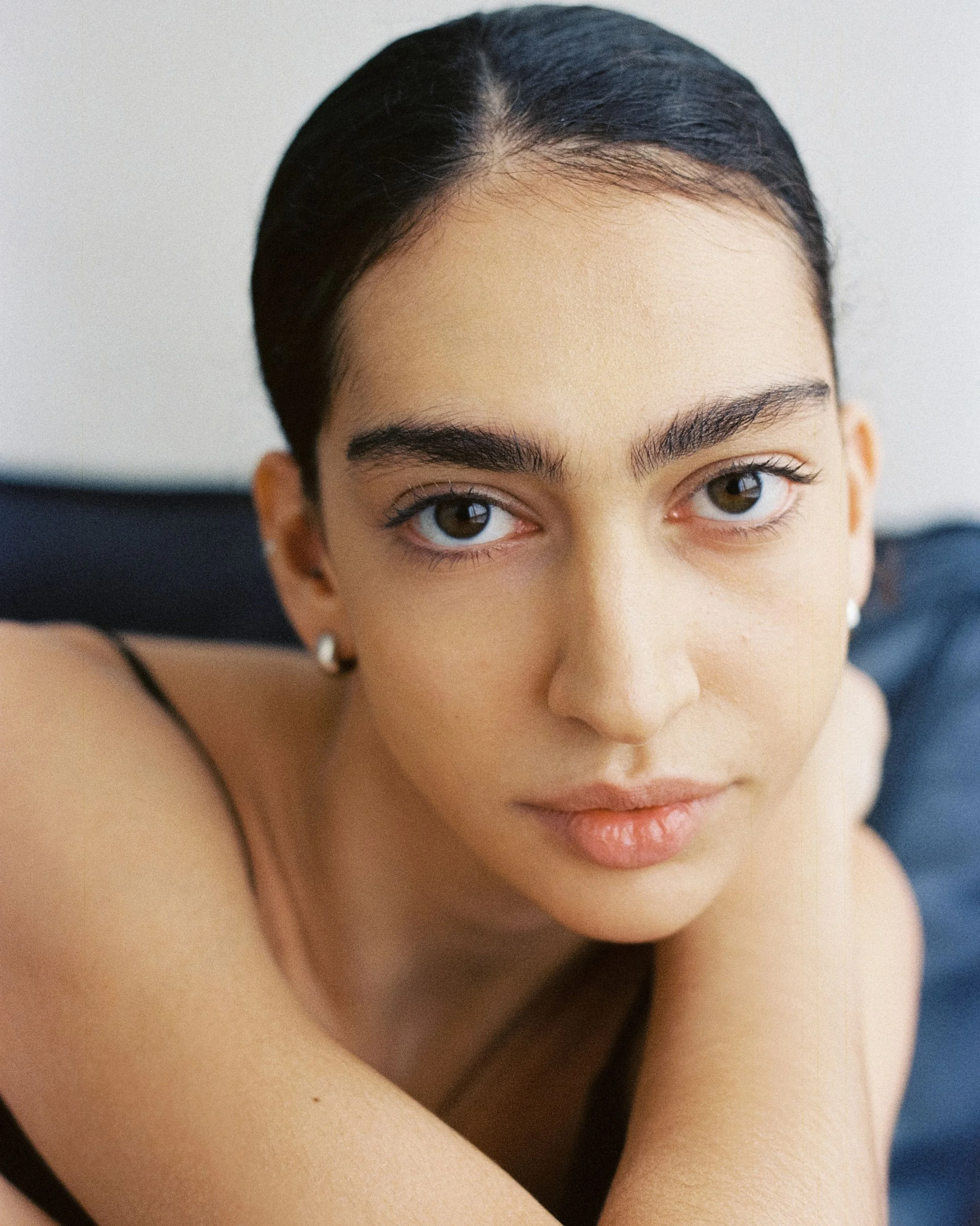 122-eva-nikogosiyan-main-book.jpg