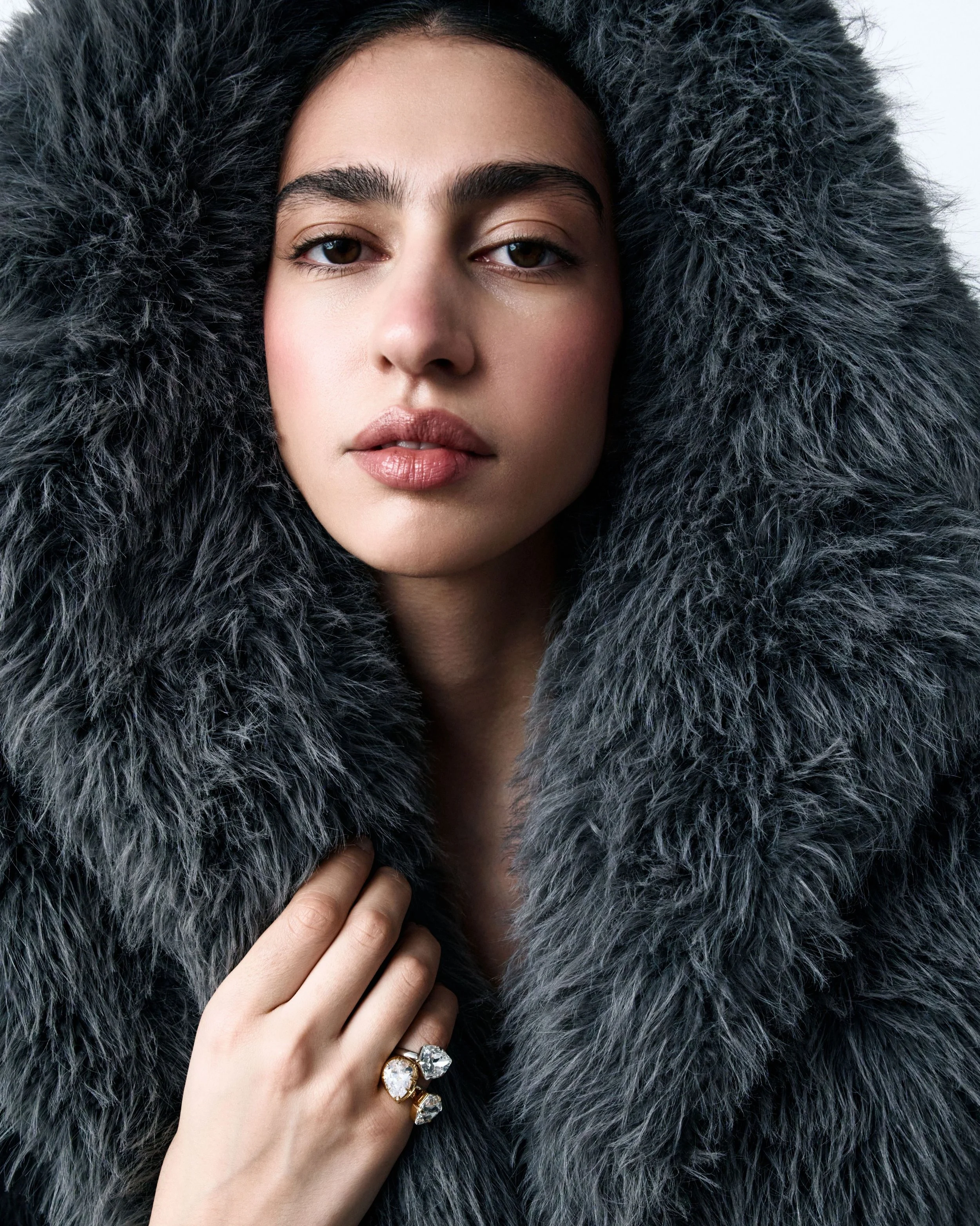 155-eva-nikogosiyan-main-book.jpg