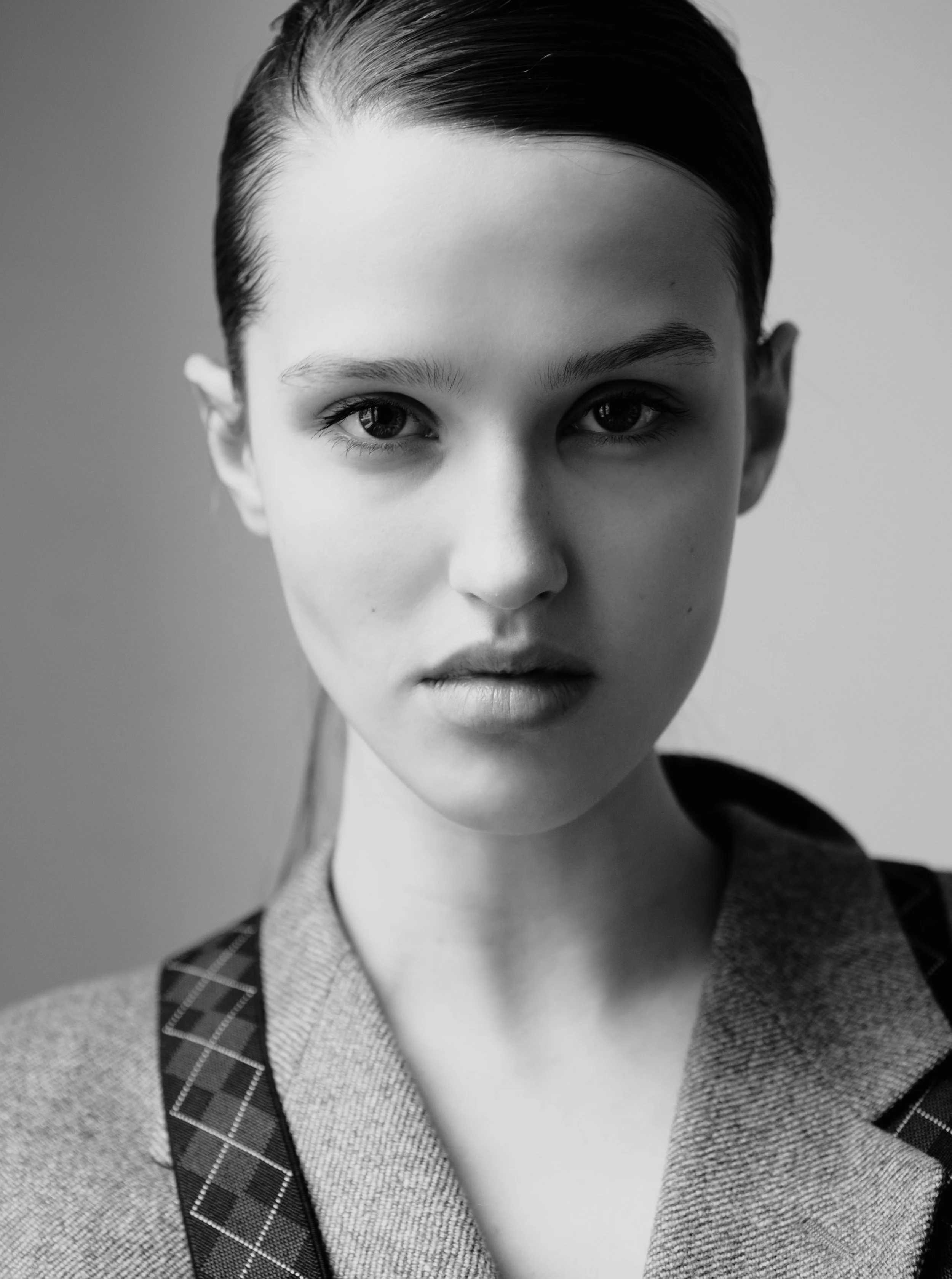 12-anna-maas-priority-book-ma.jpg