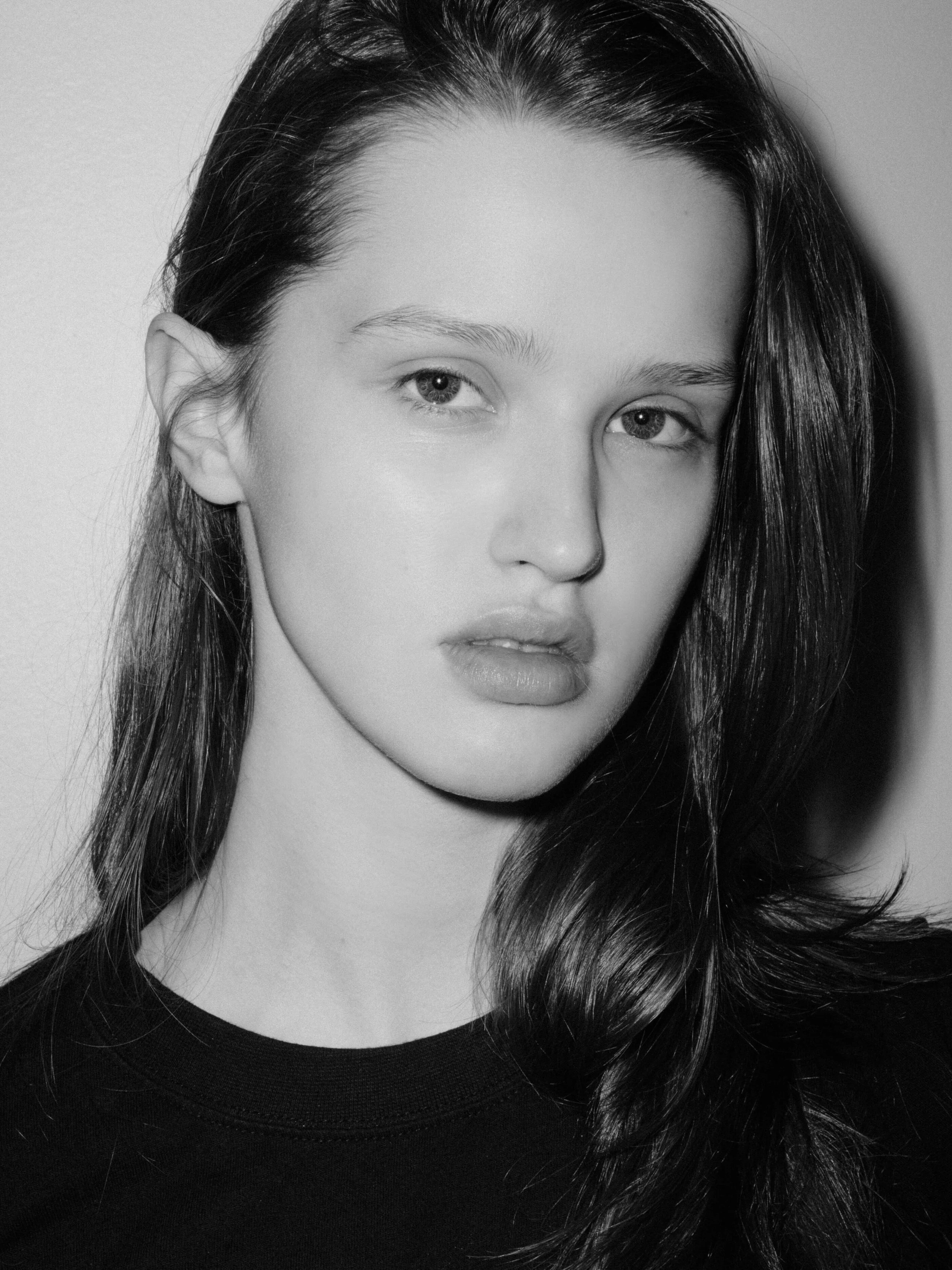 18-anna-maas-priority-book-ma.jpg