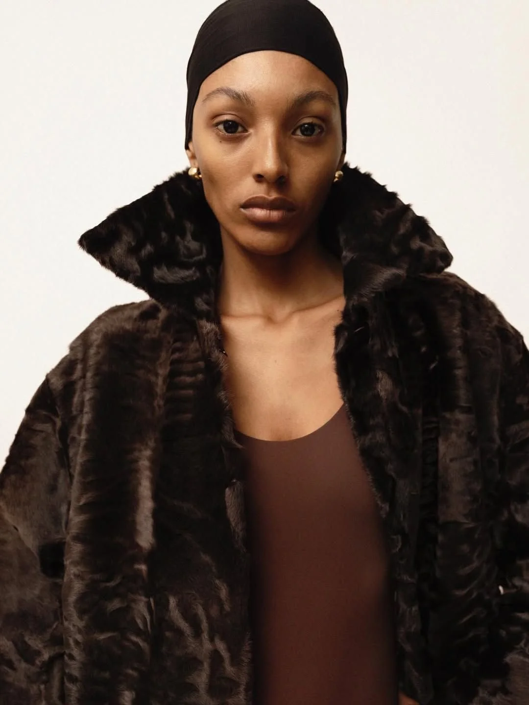 28-bruna-s-book-jeel-management.jpg