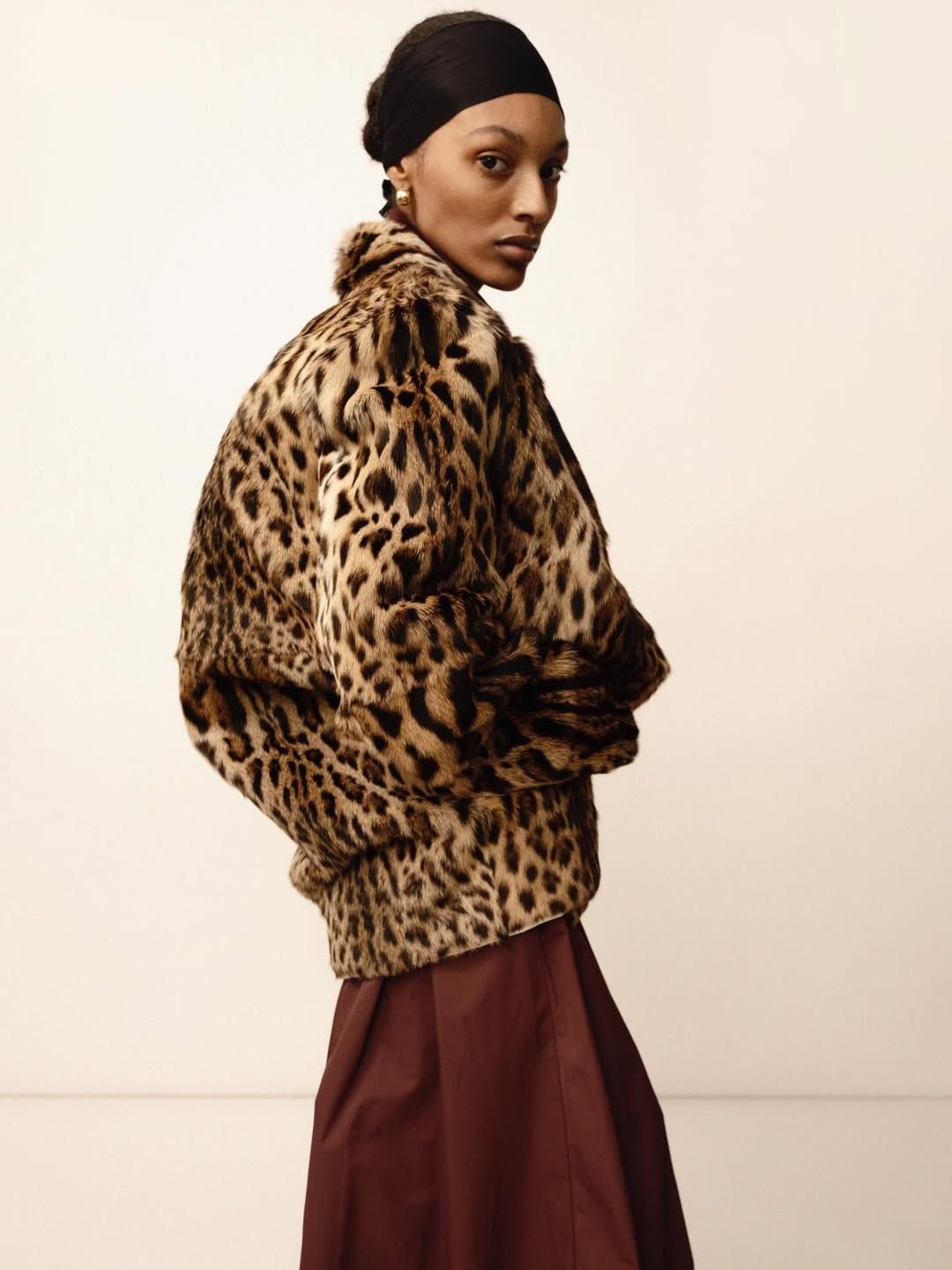 31-bruna-s-book-jeel-management.jpg