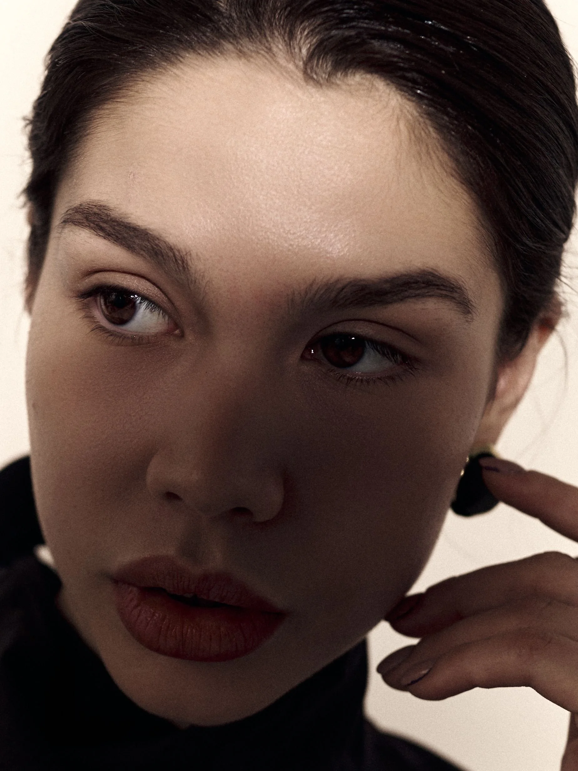 21-dilya-kussainova-main-book.jpg