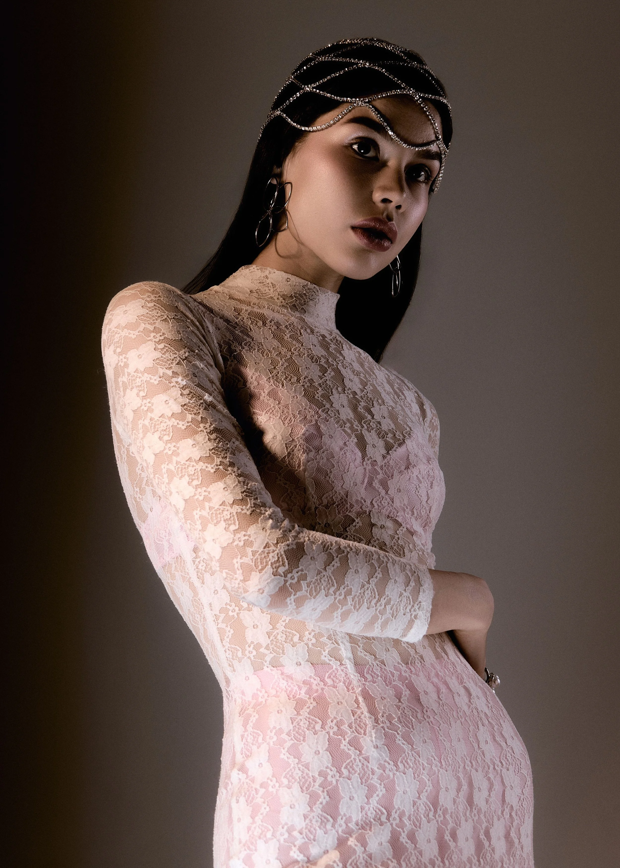 30-dilya-kussainova-main-book.jpg