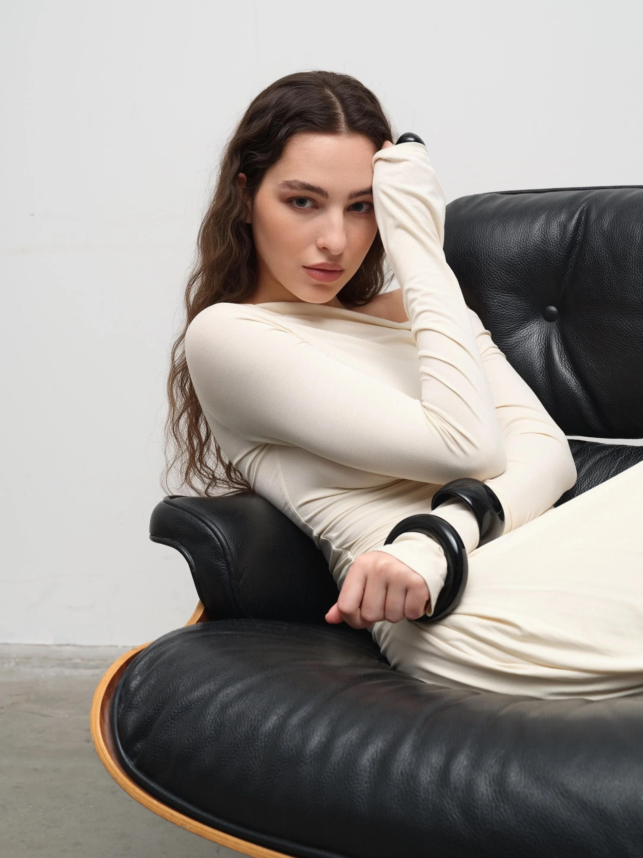 20-anna-britkova-main-book.jpg