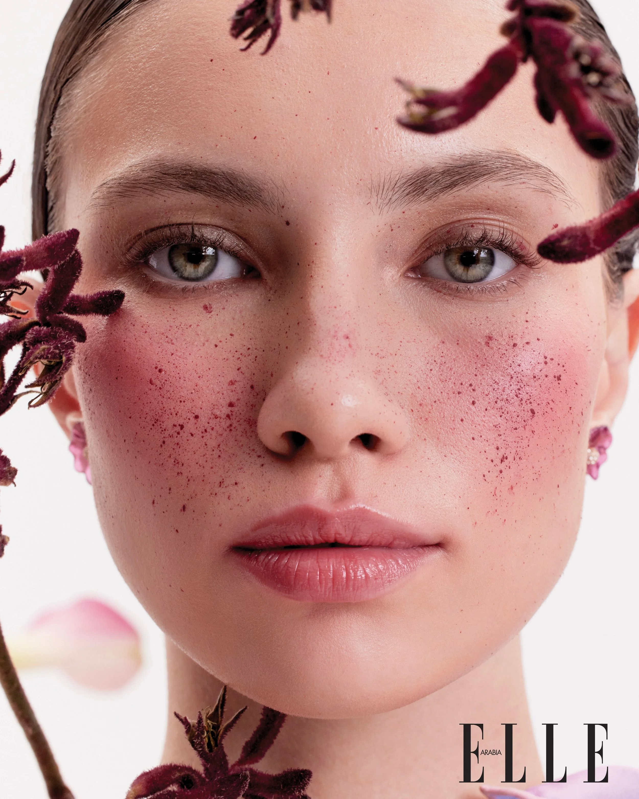 5-eliza-main-book-jeel-management.jpg