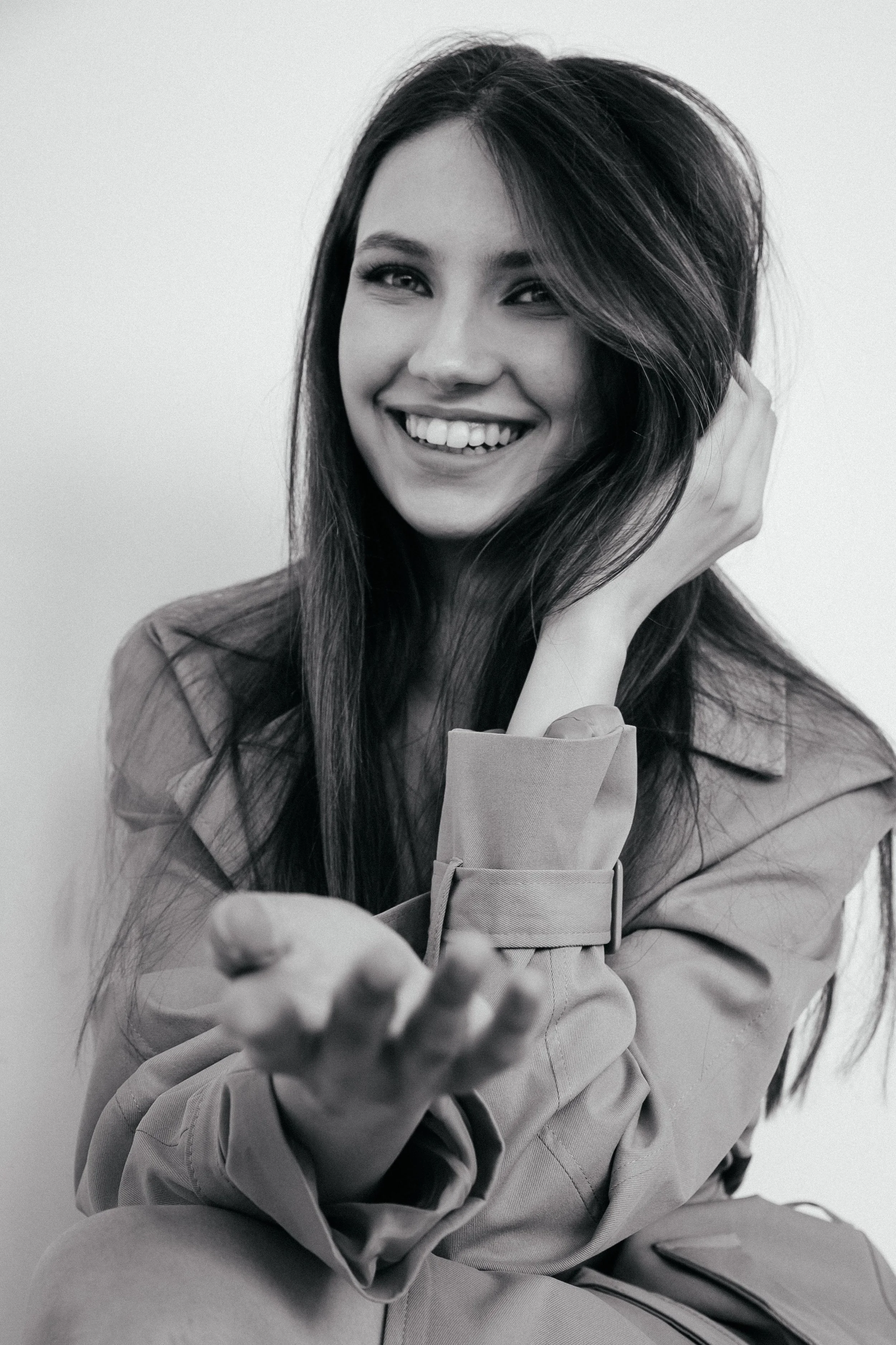 32-eliza-main-book-jeel-management.jpg